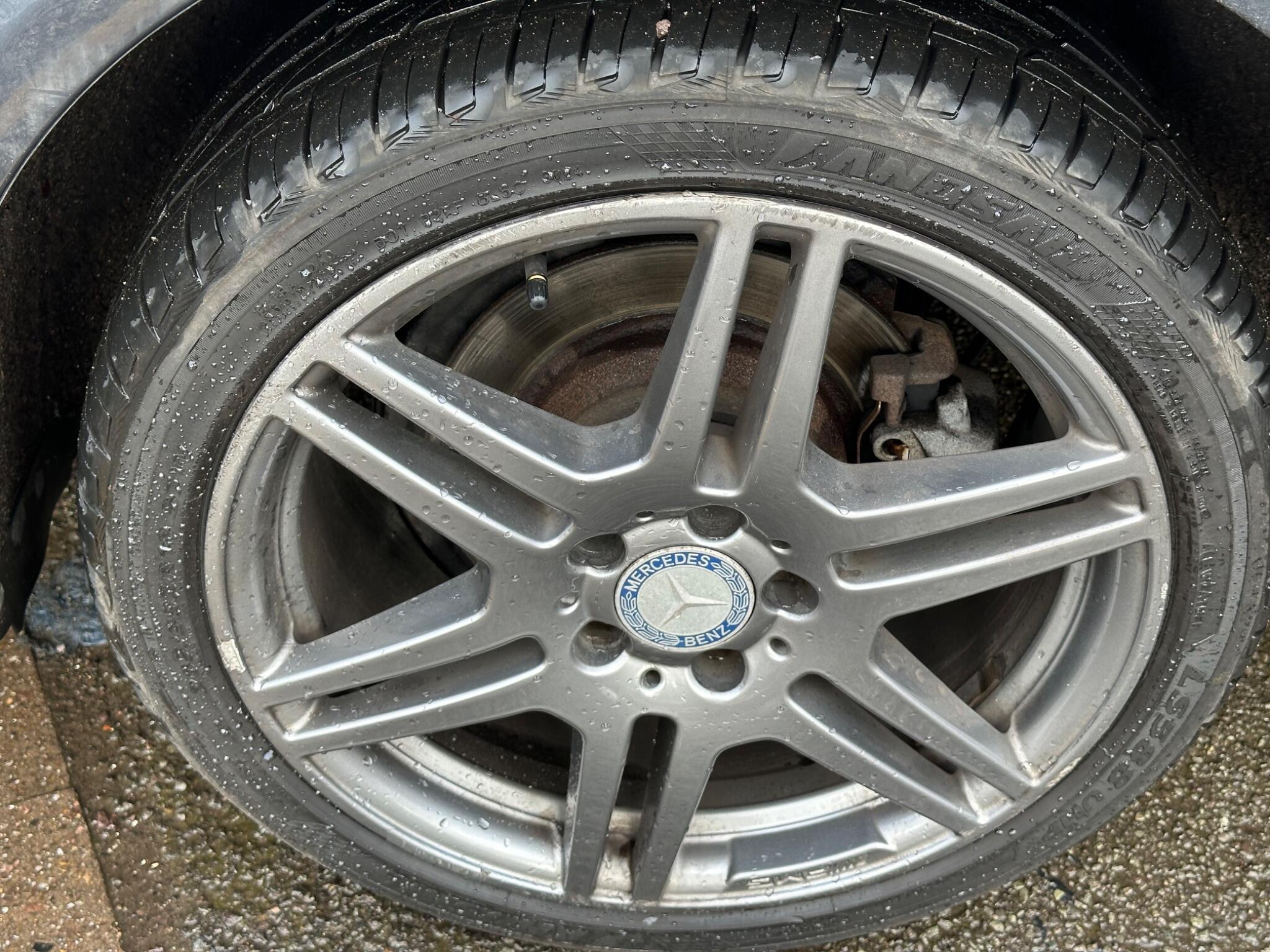 Mercedes-Benz E-Class view 8