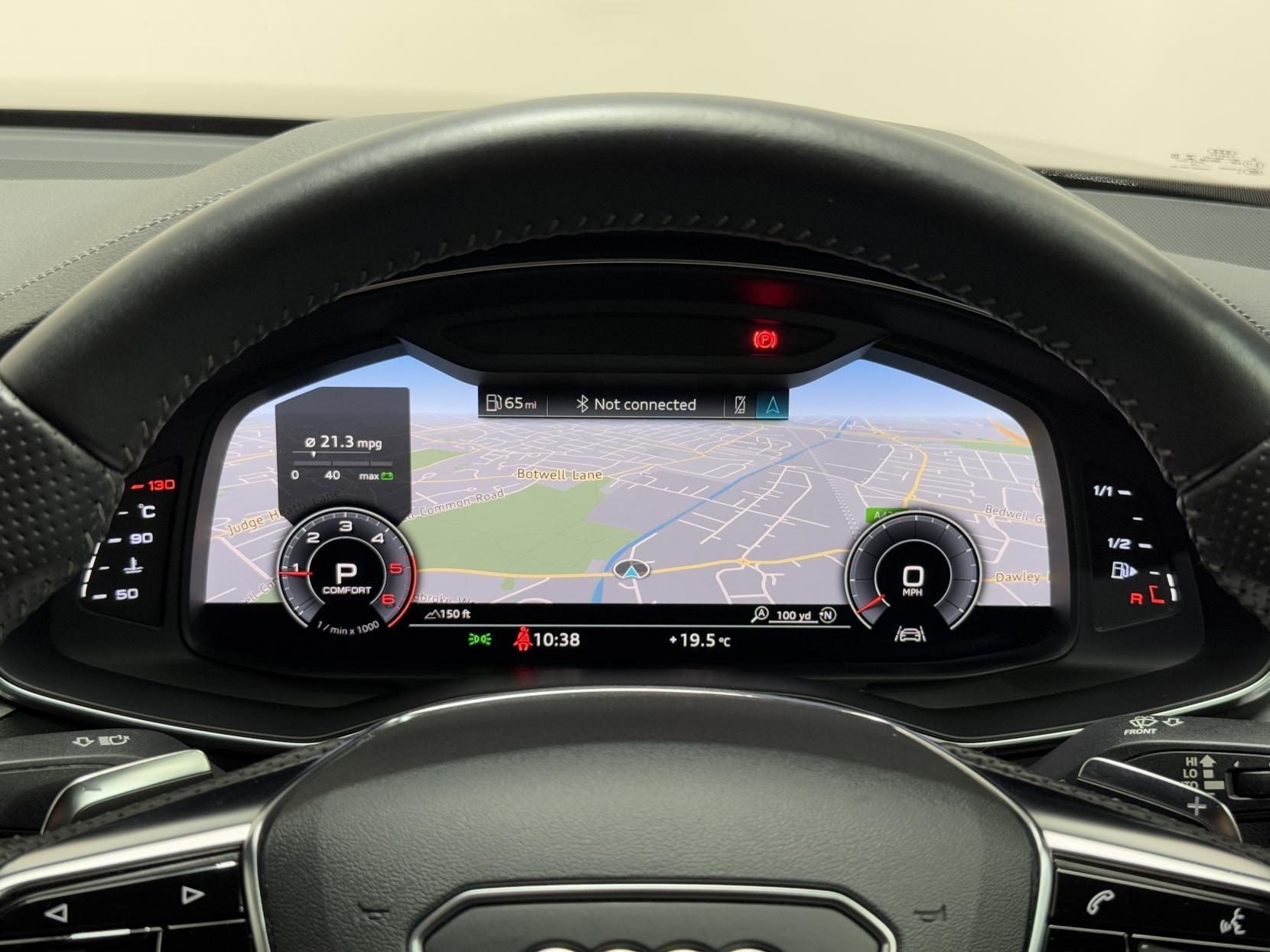 Audi A6 Saloon view 35
