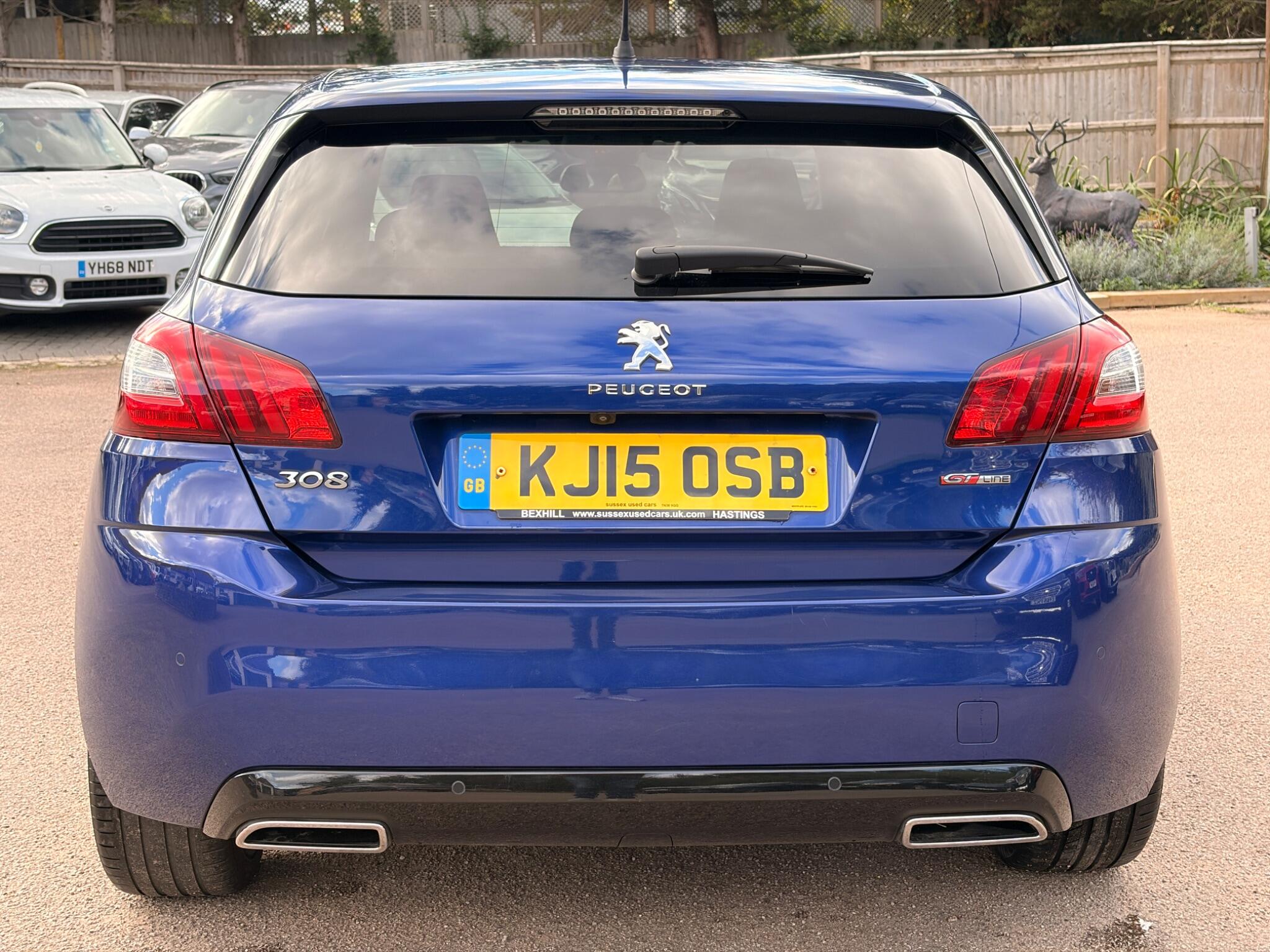 Peugeot 308 view 7