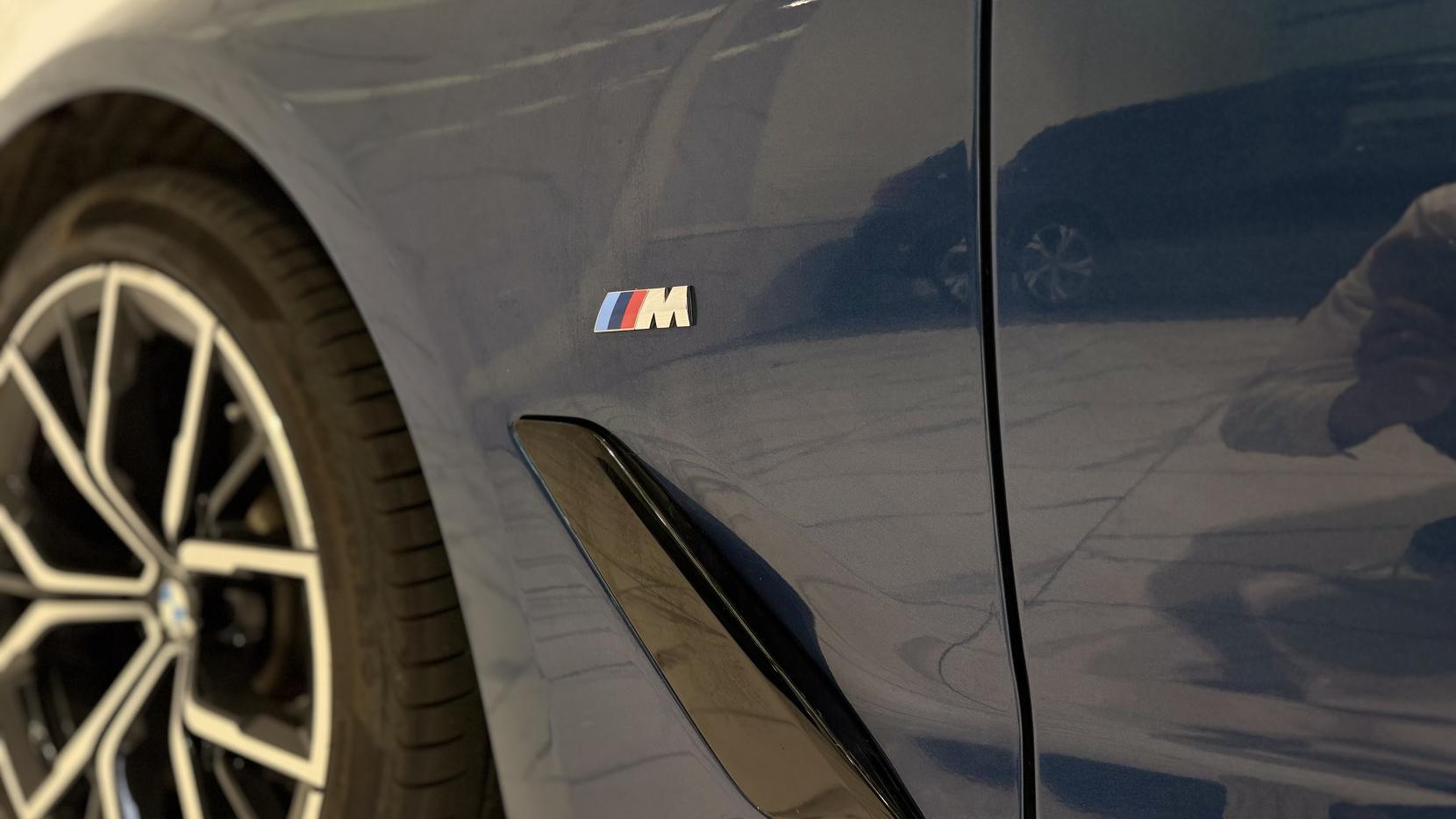 BMW 5 Series view 38