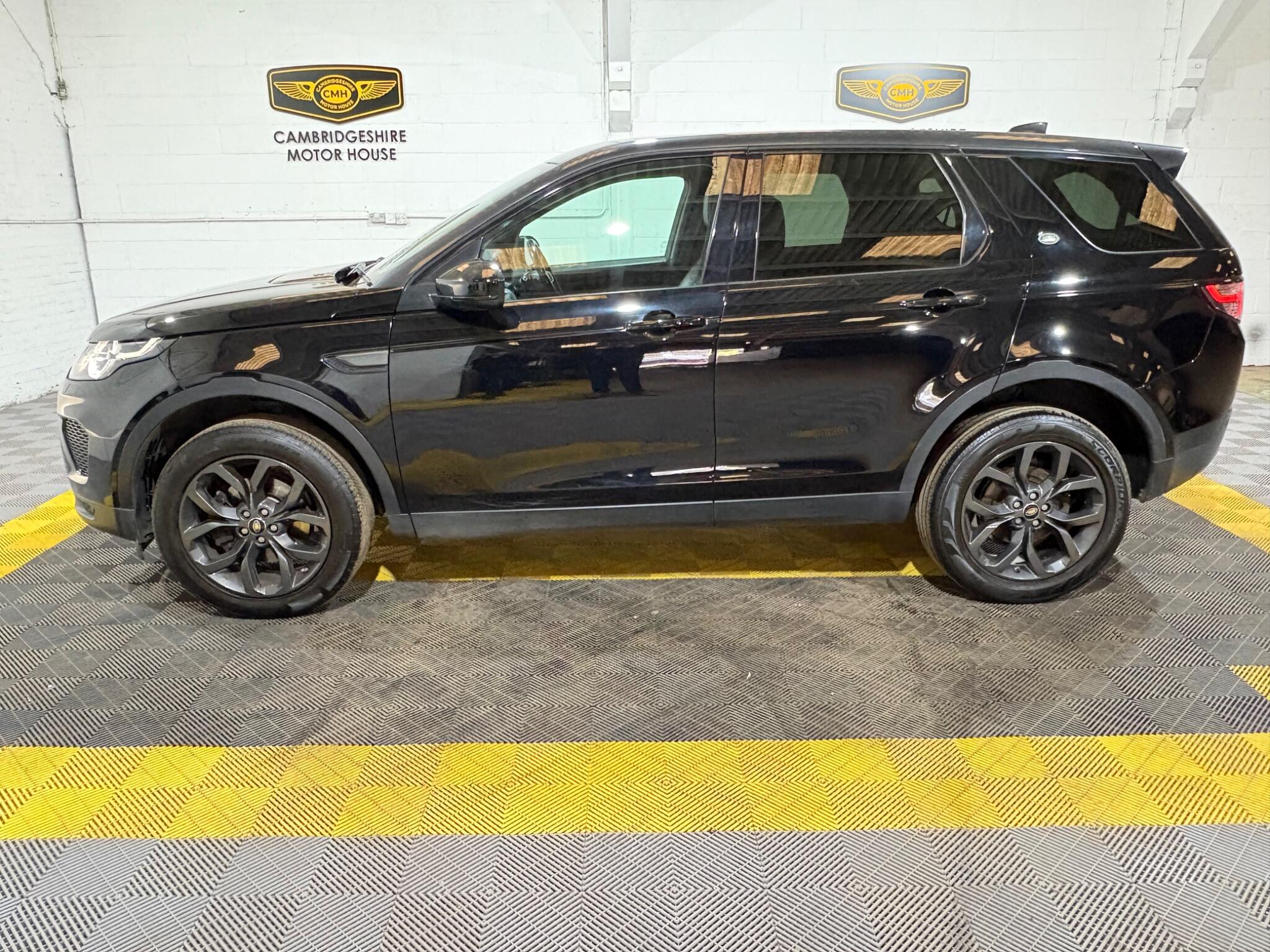 Land Rover Discovery Sport view 61