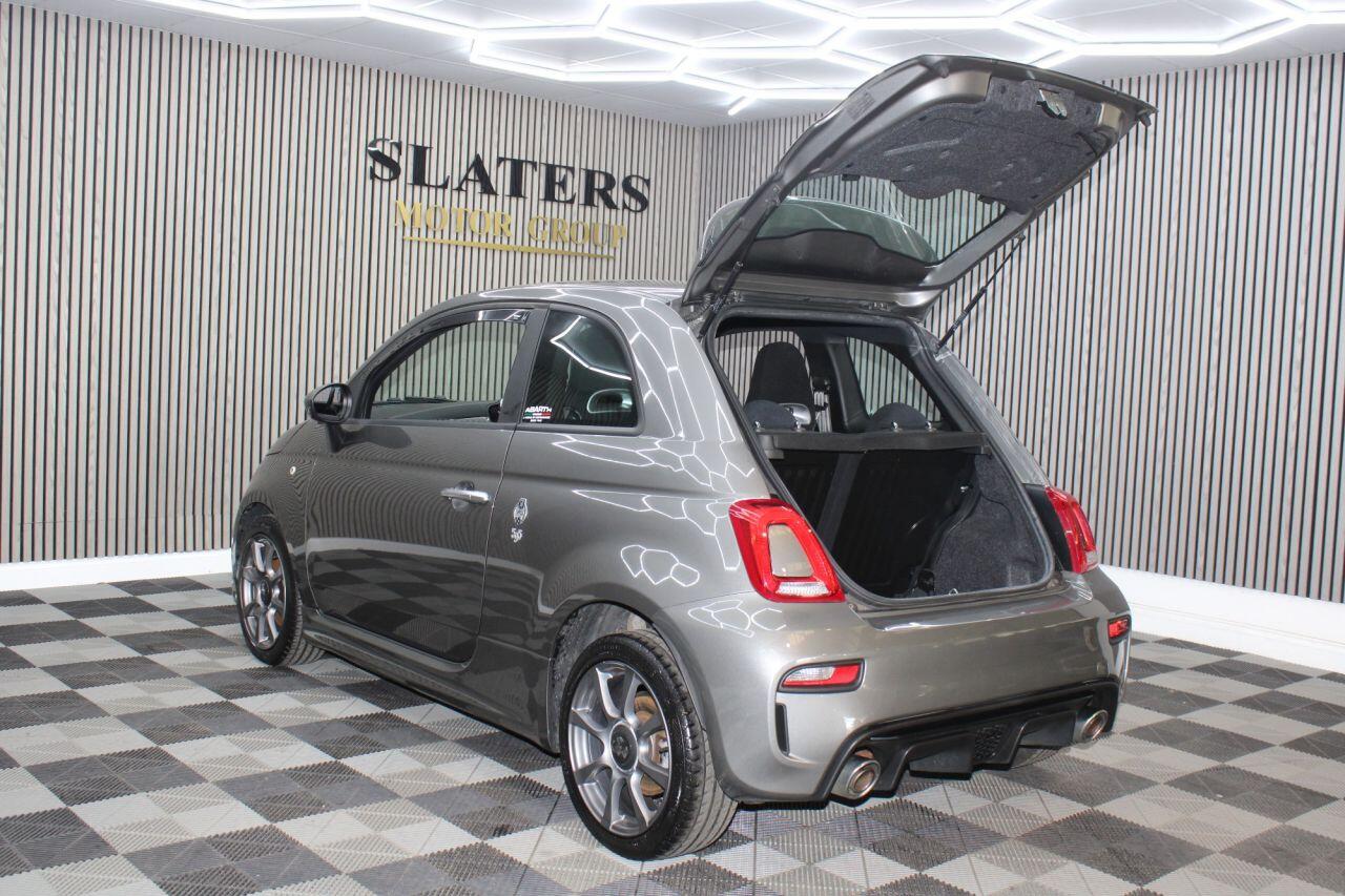 Abarth 595 view 15