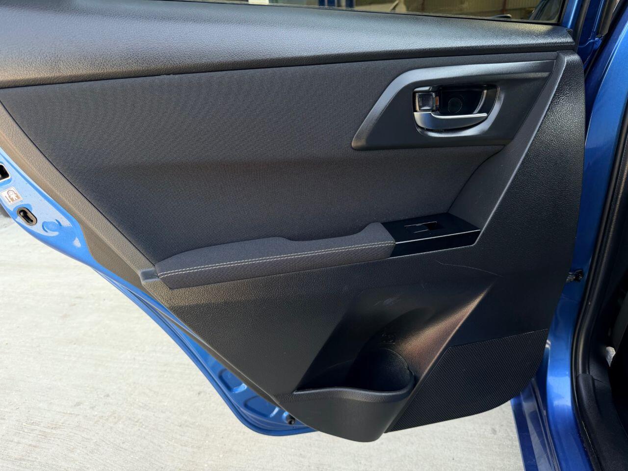 Toyota Auris view 17