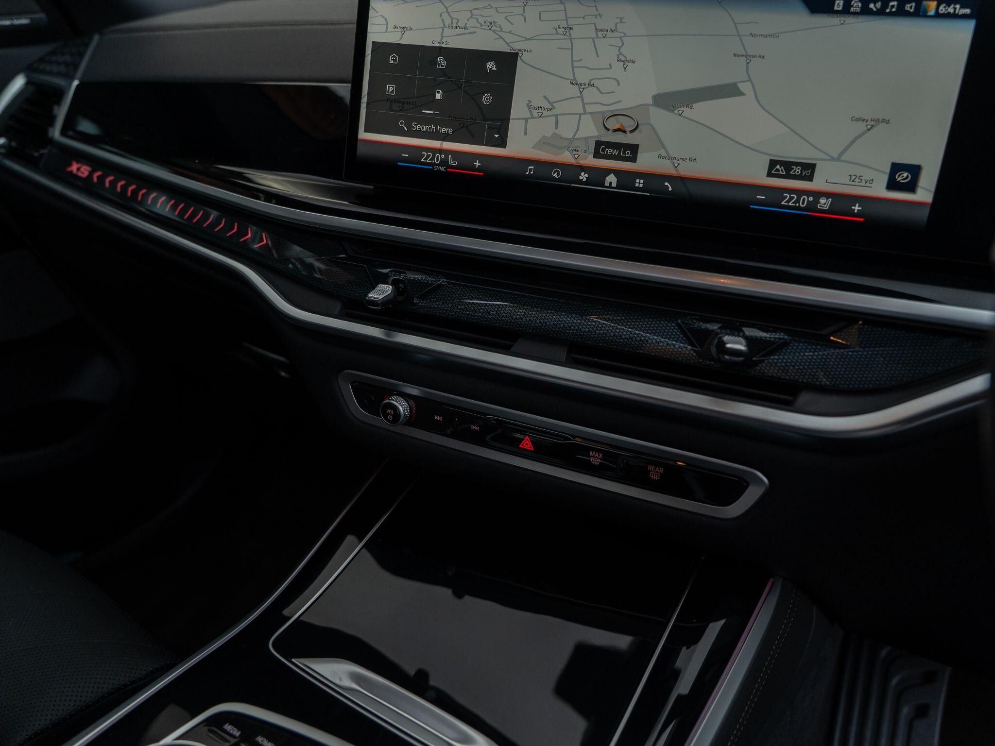 BMW X5 view 56