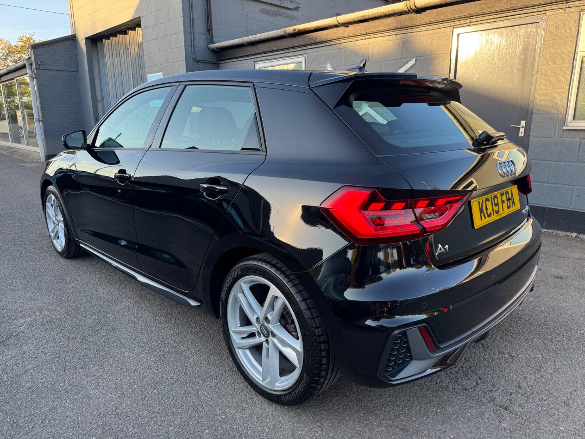 Audi A1 view 10