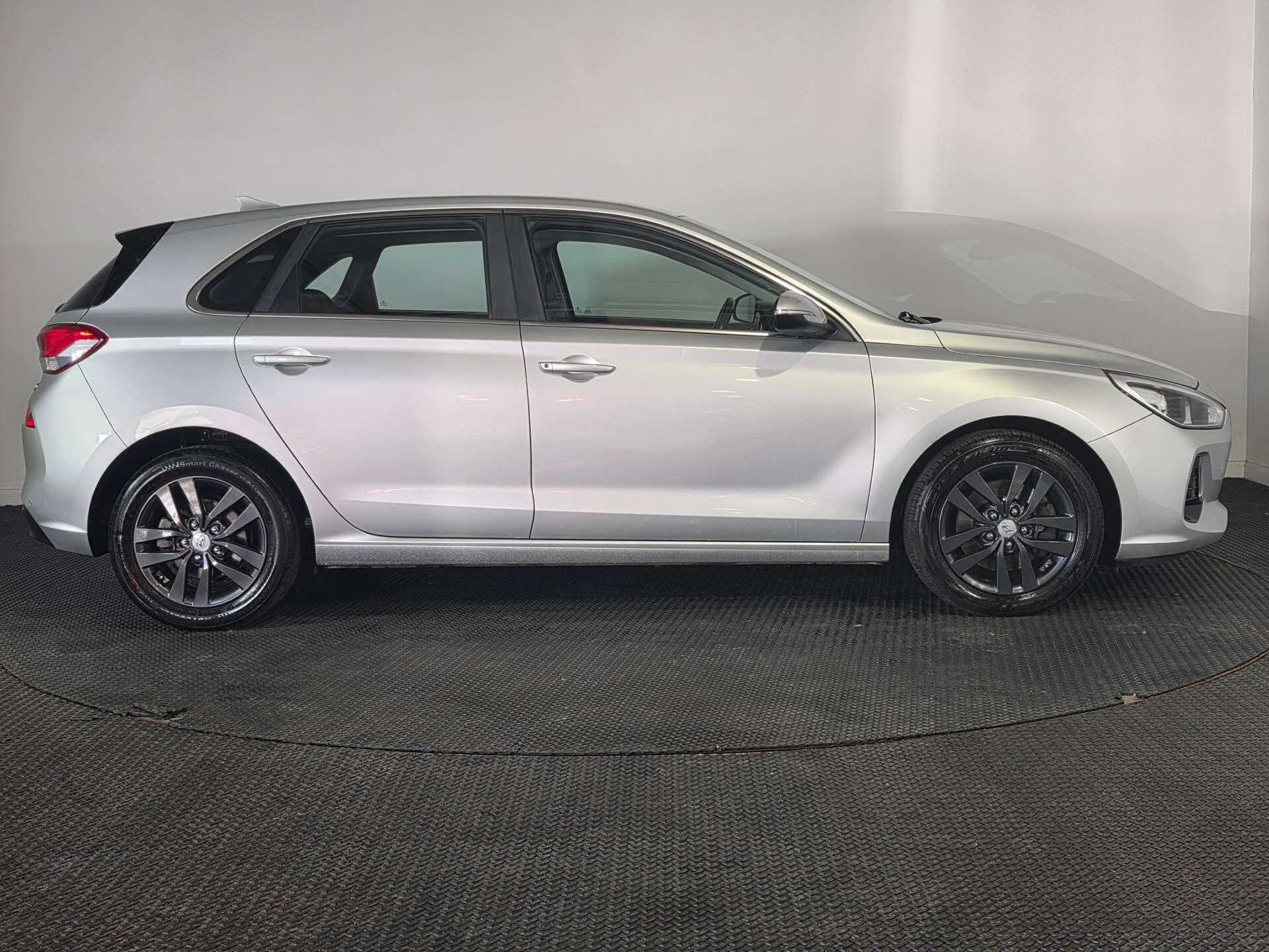 Hyundai I30 view 8