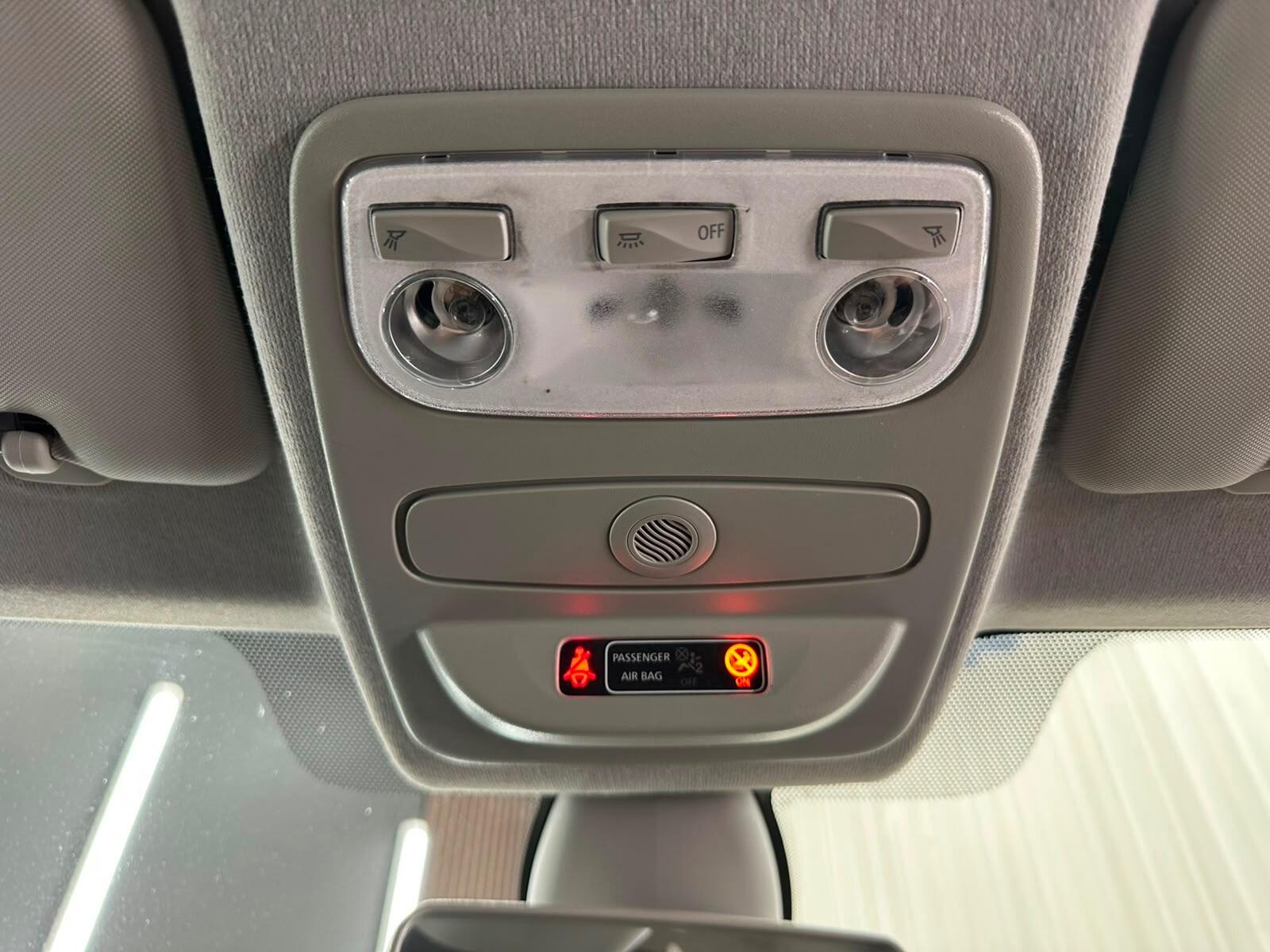 Renault Clio view 38