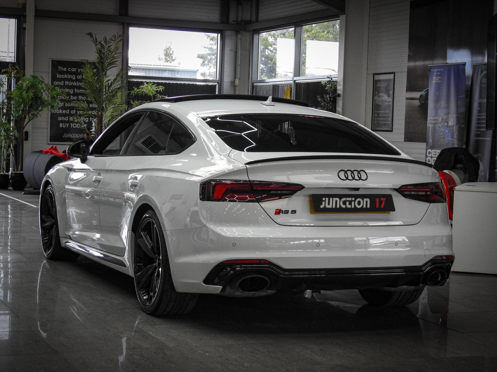 Audi RS5 view 13