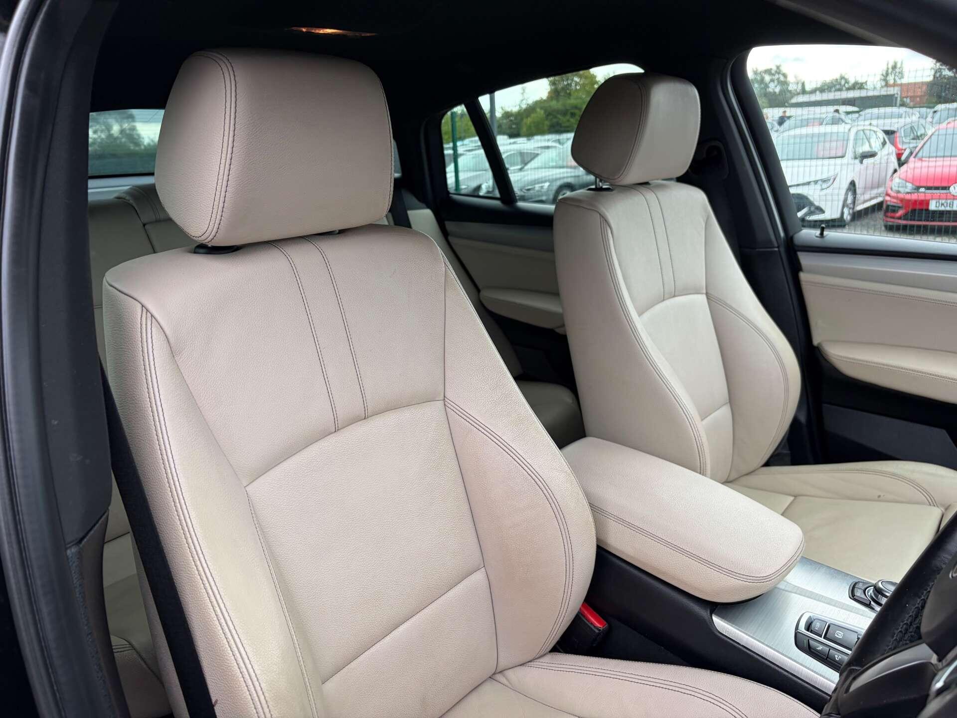 BMW X4 view 36