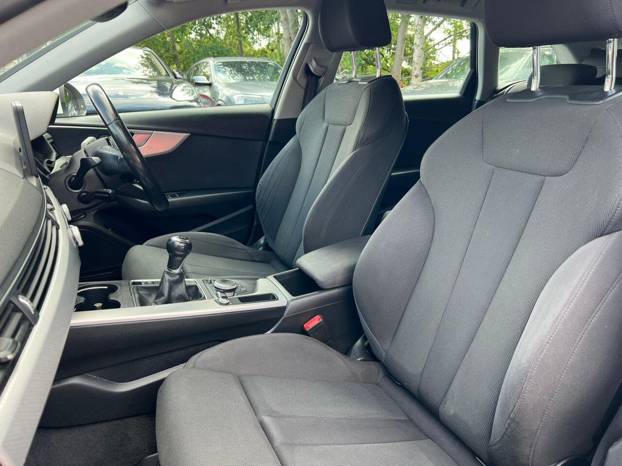 Audi A4 view 19