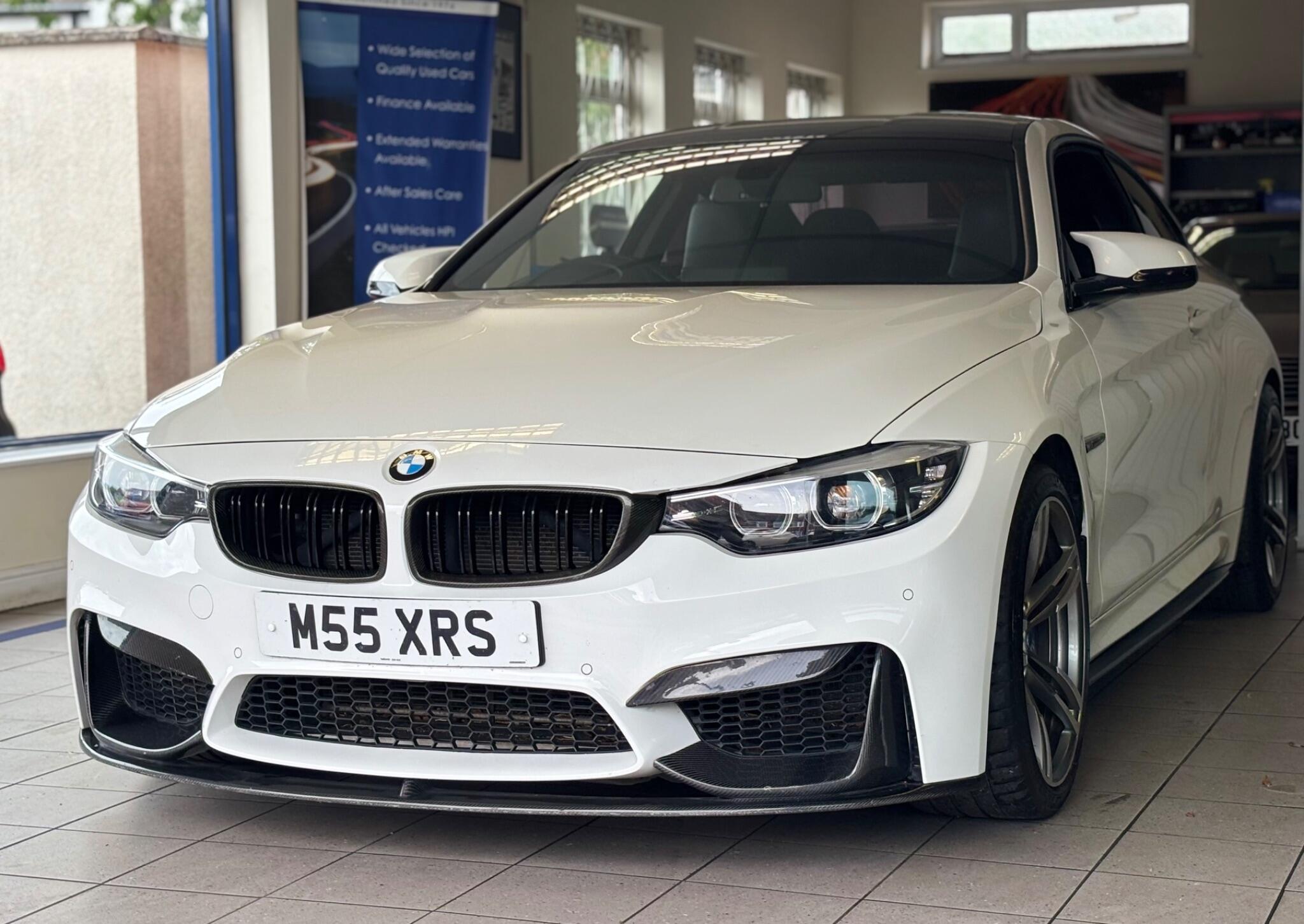 BMW M4 view 6
