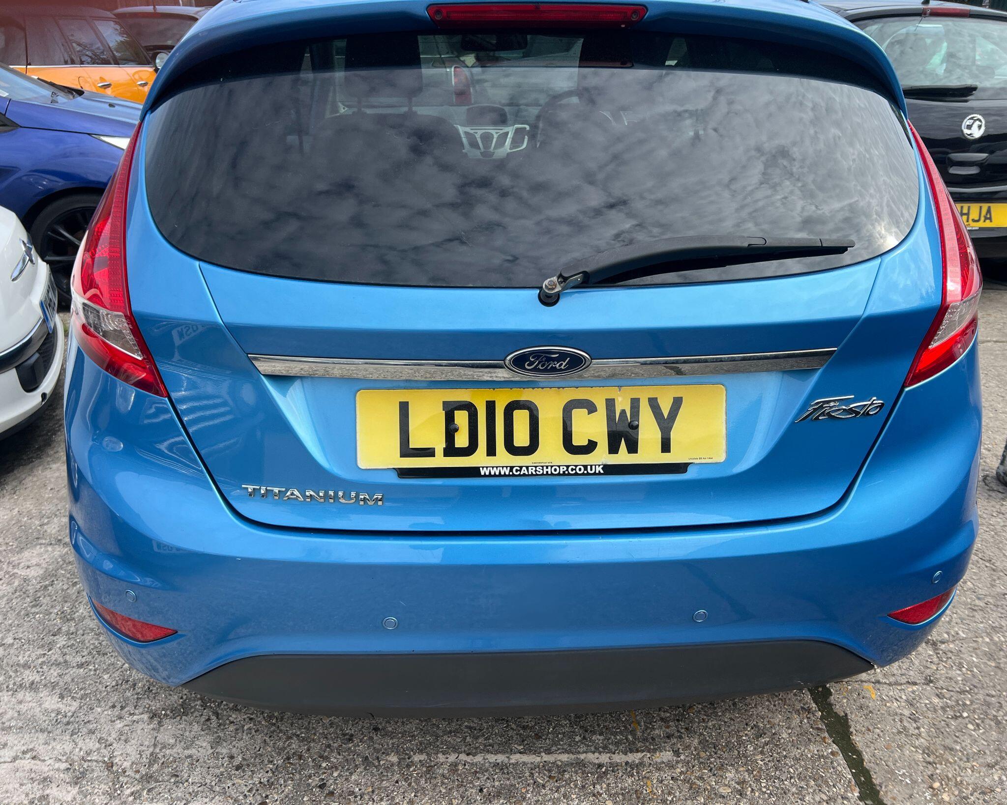 Ford Fiesta view 5