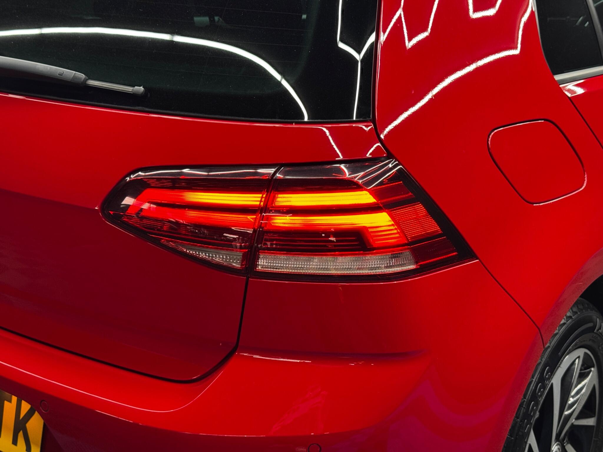 Volkswagen Golf view 43