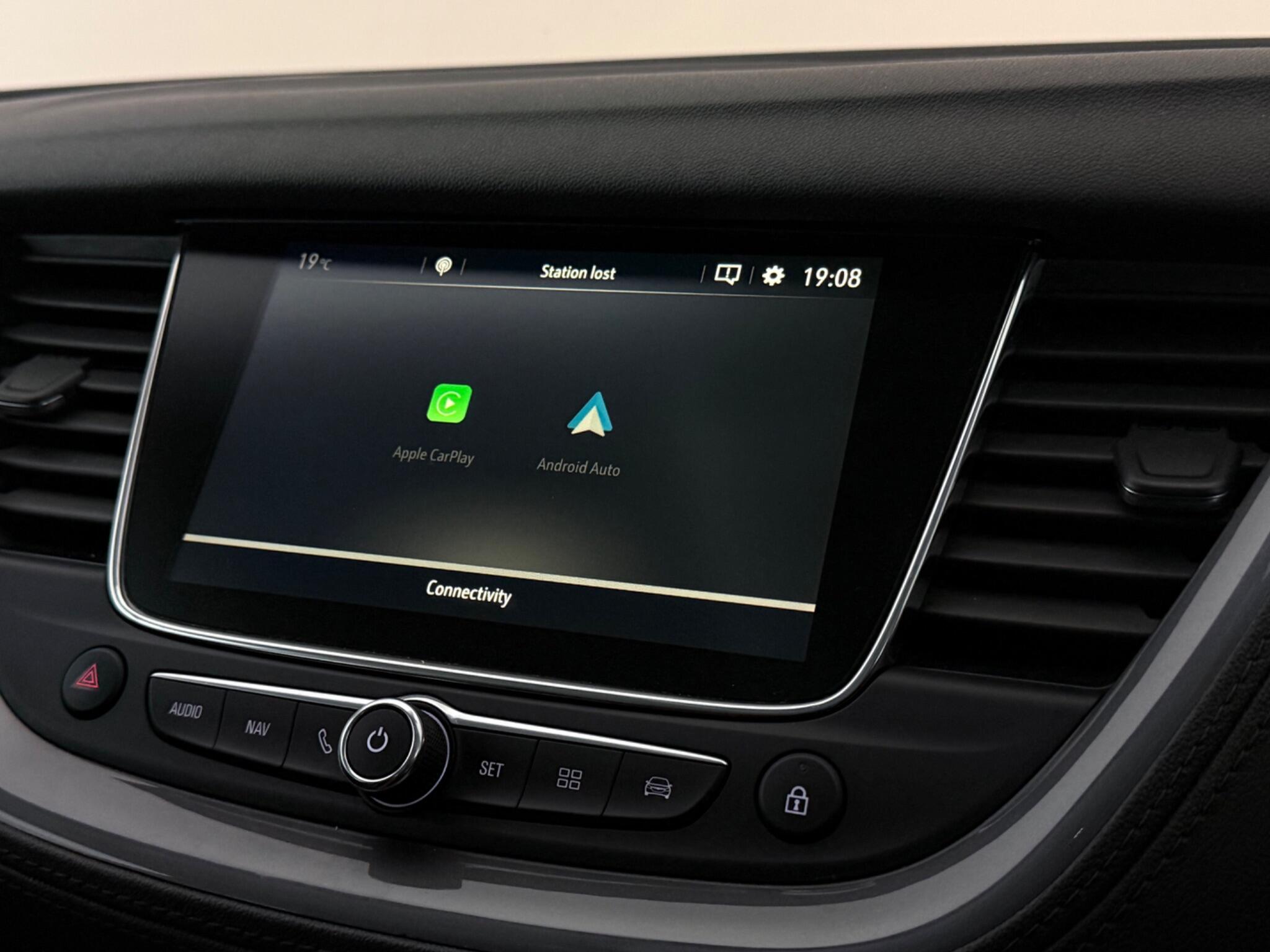 Vauxhall Grandland X view 24
