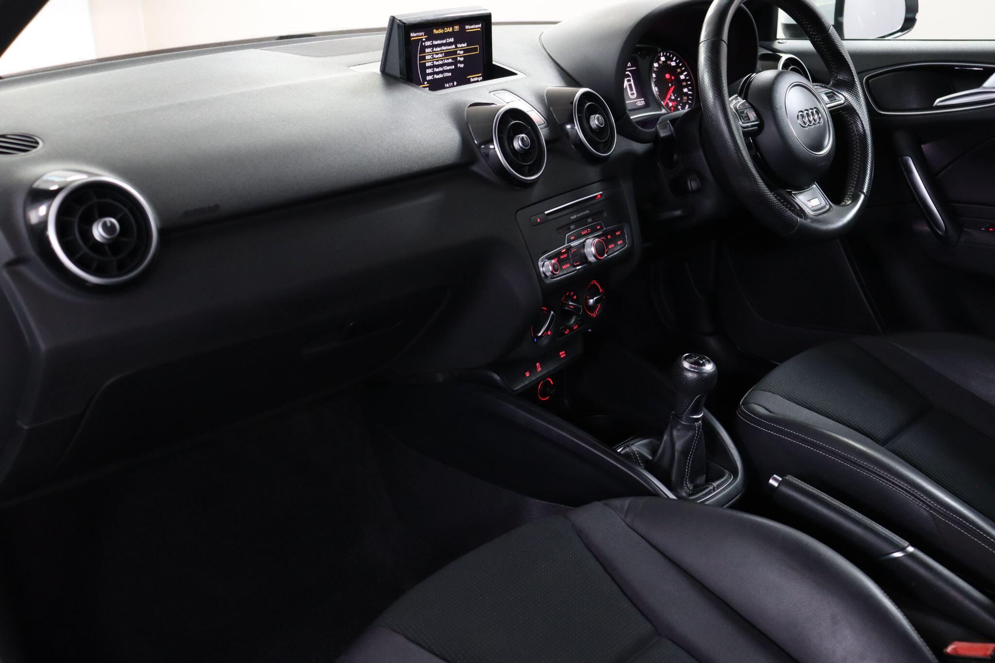Audi A1 view 34