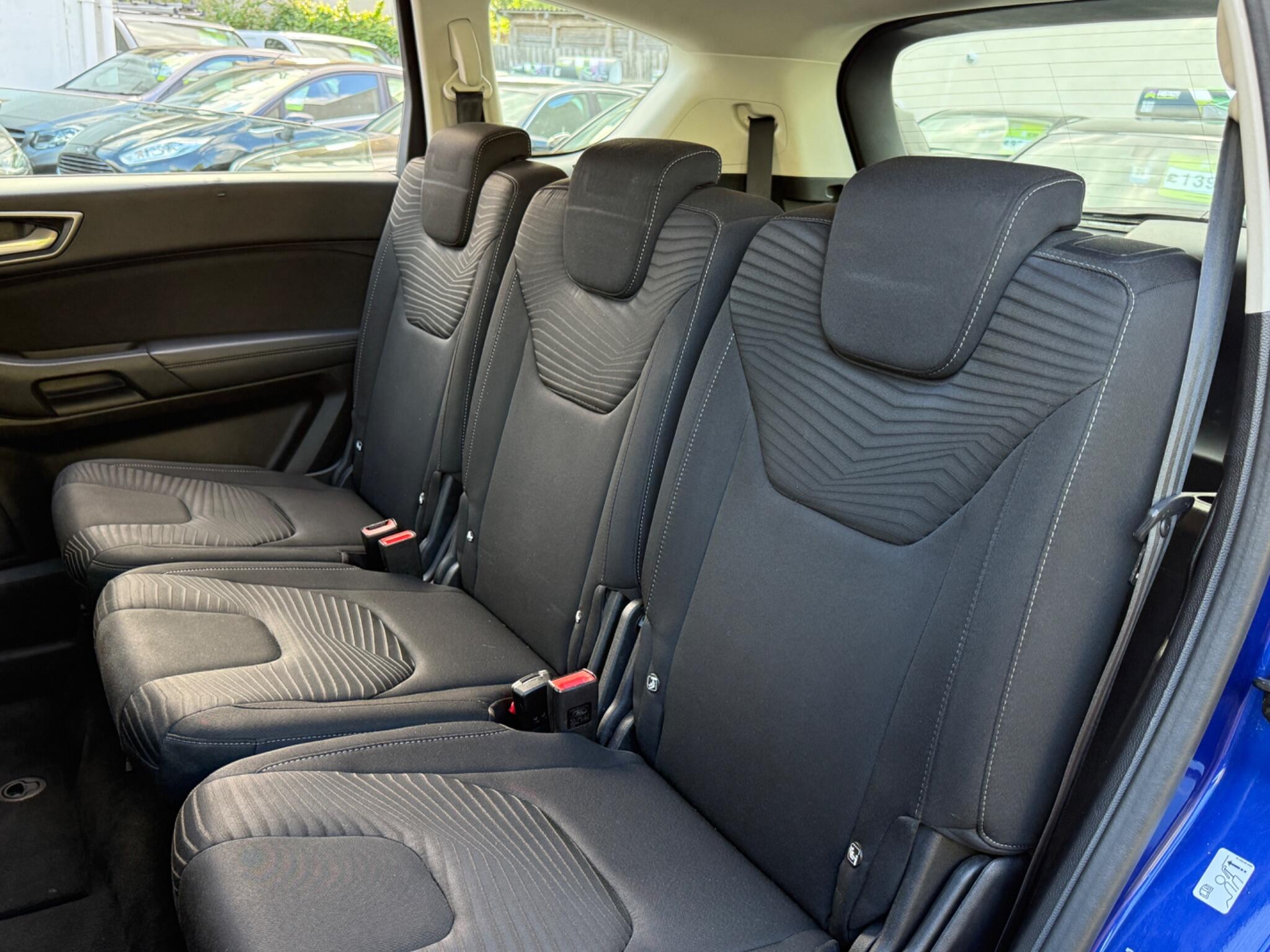 Ford S-Max - Image 59