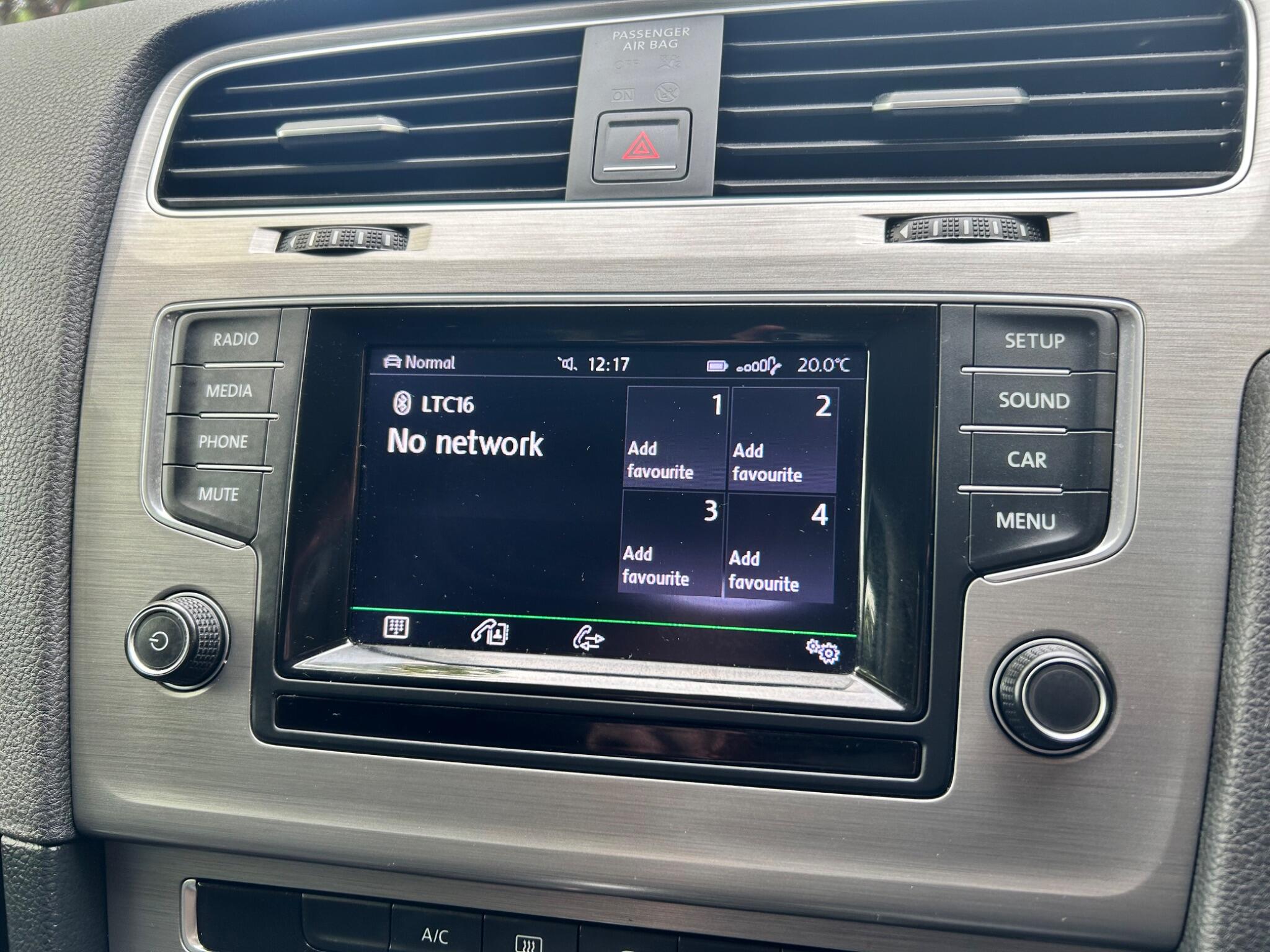 Volkswagen Golf view 33
