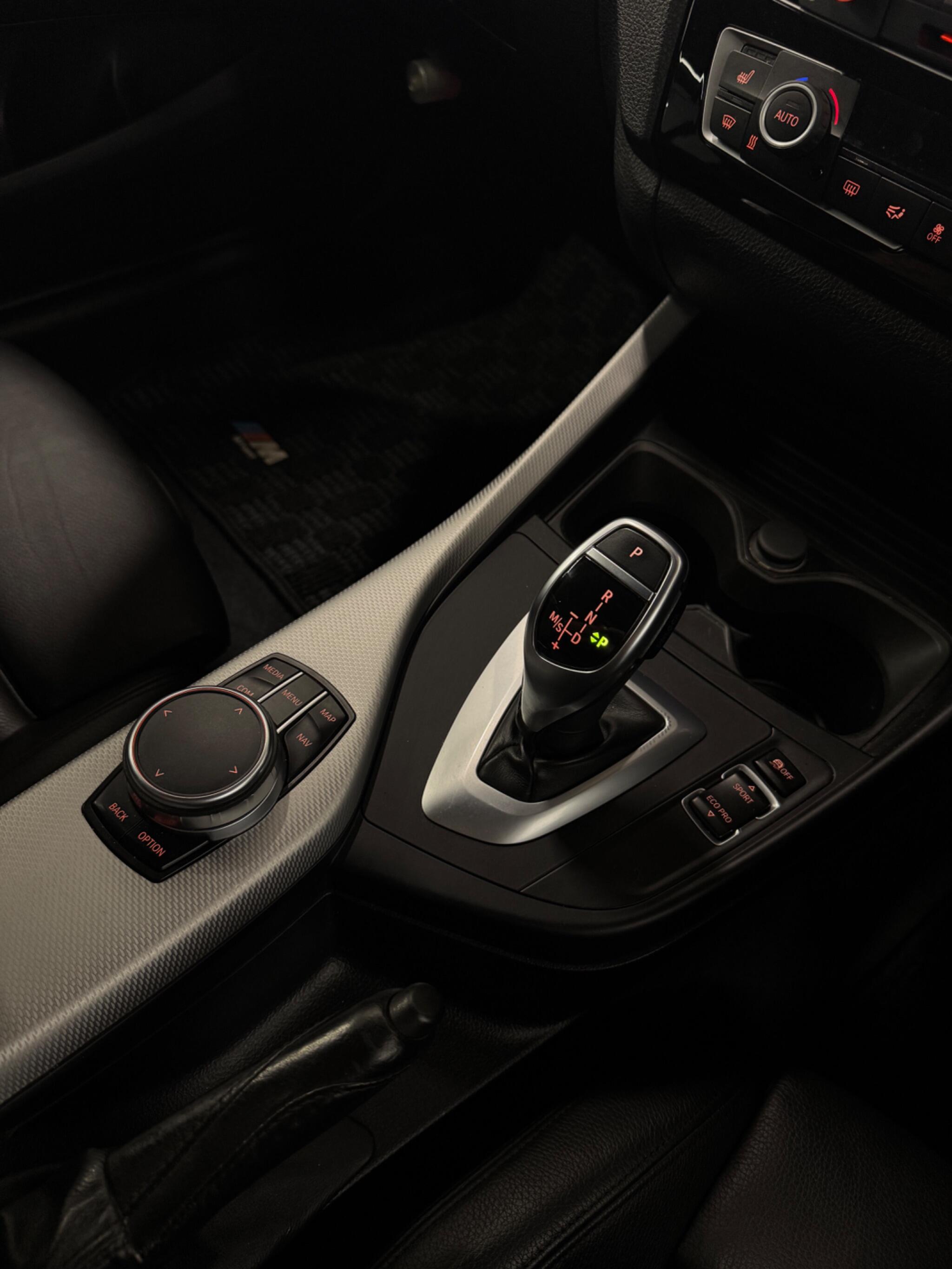 BMW 1 Series view 17