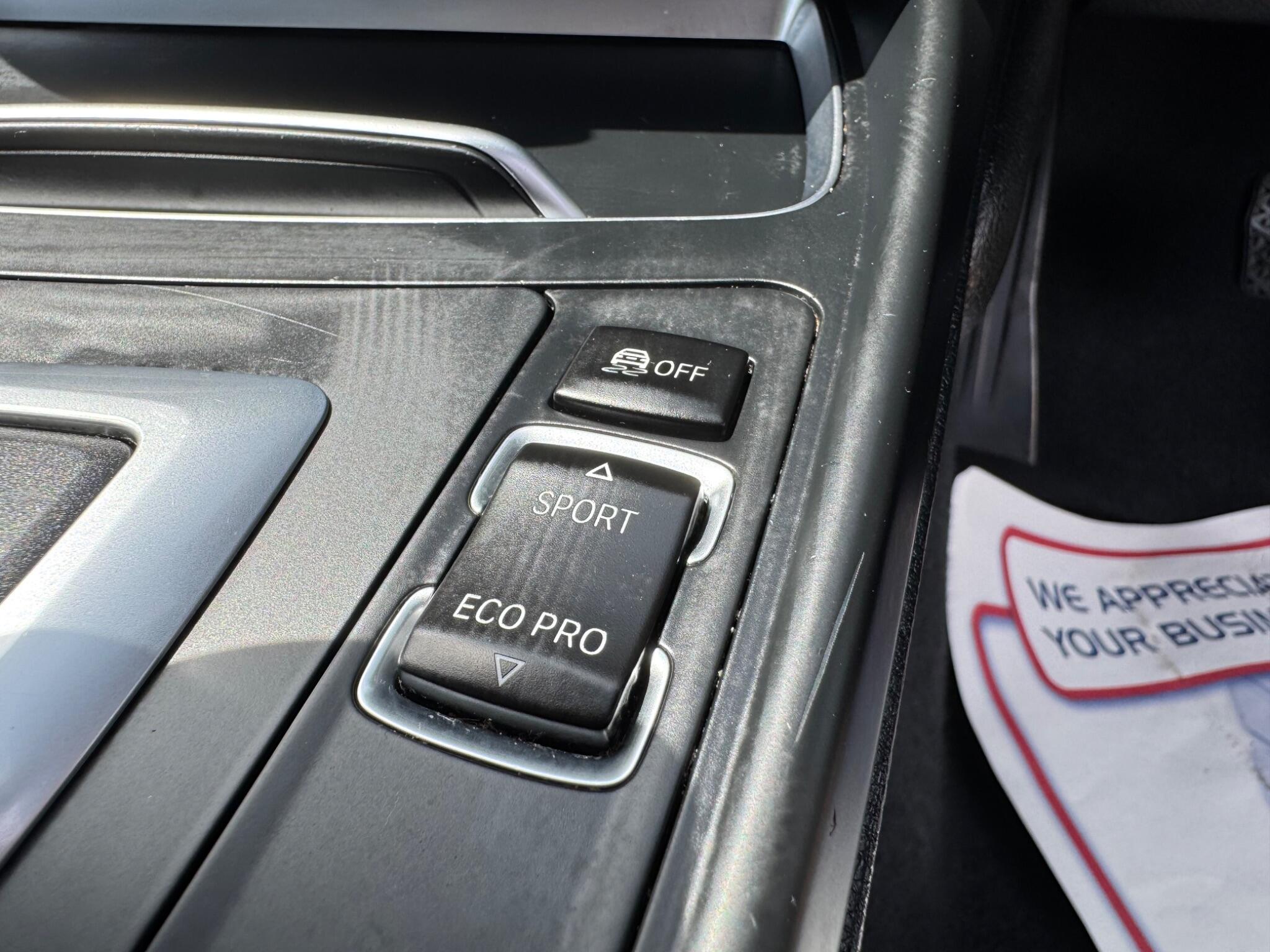 BMW 1 Series view 32