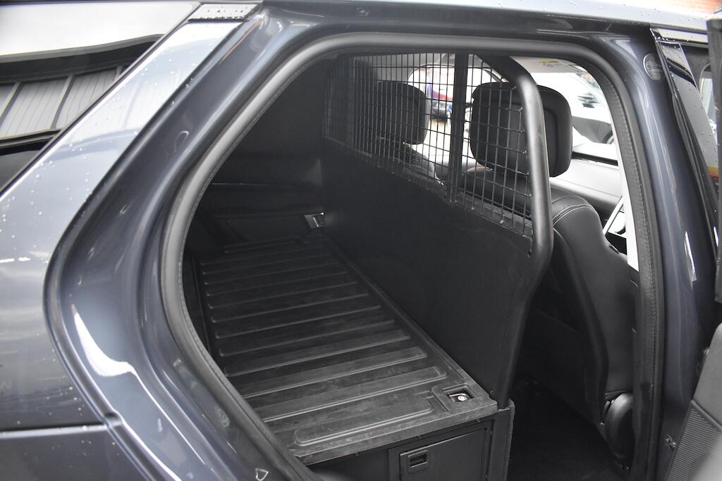 Land Rover Discovery 3 view 30