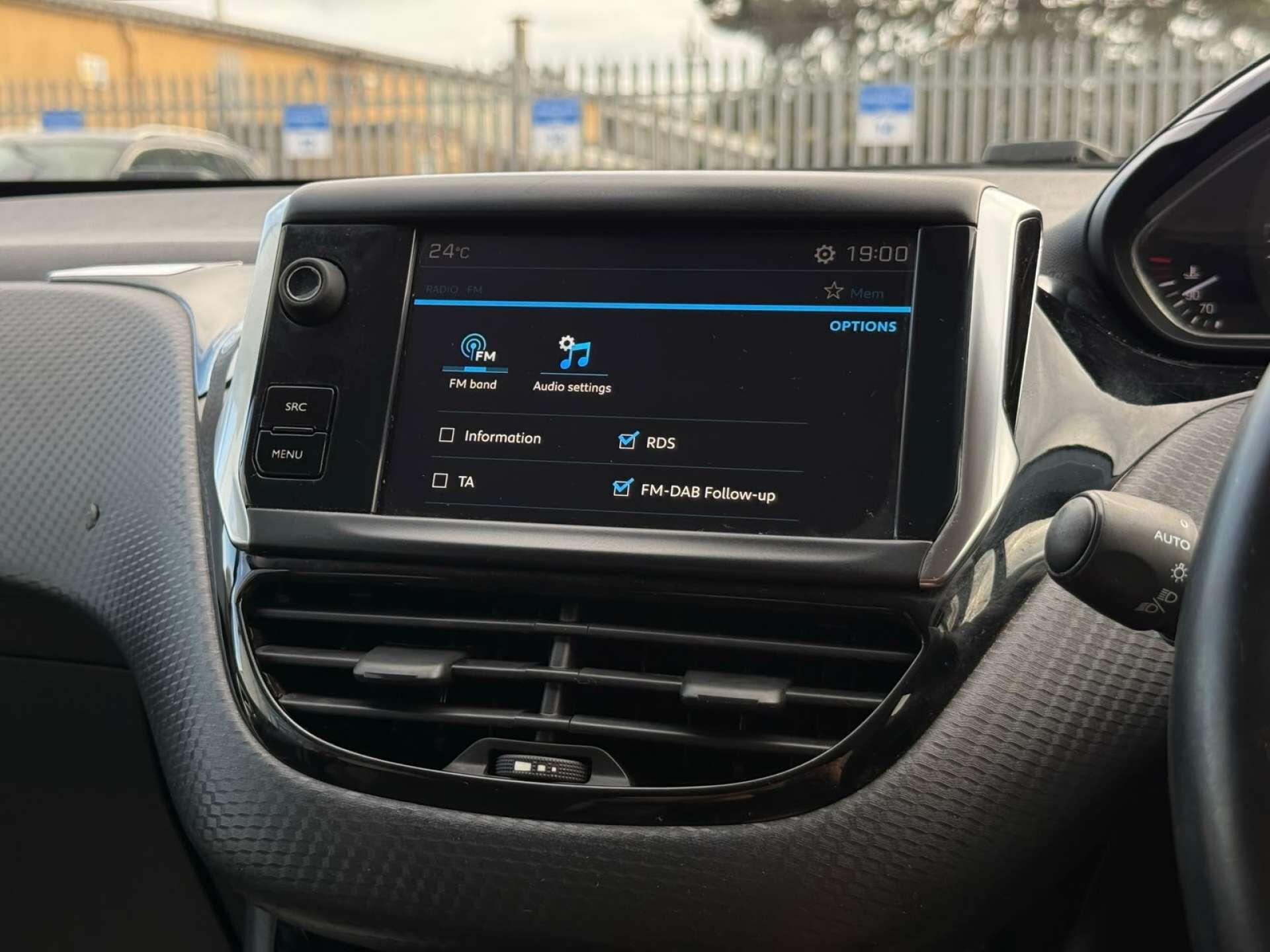 Peugeot 2008 view 68