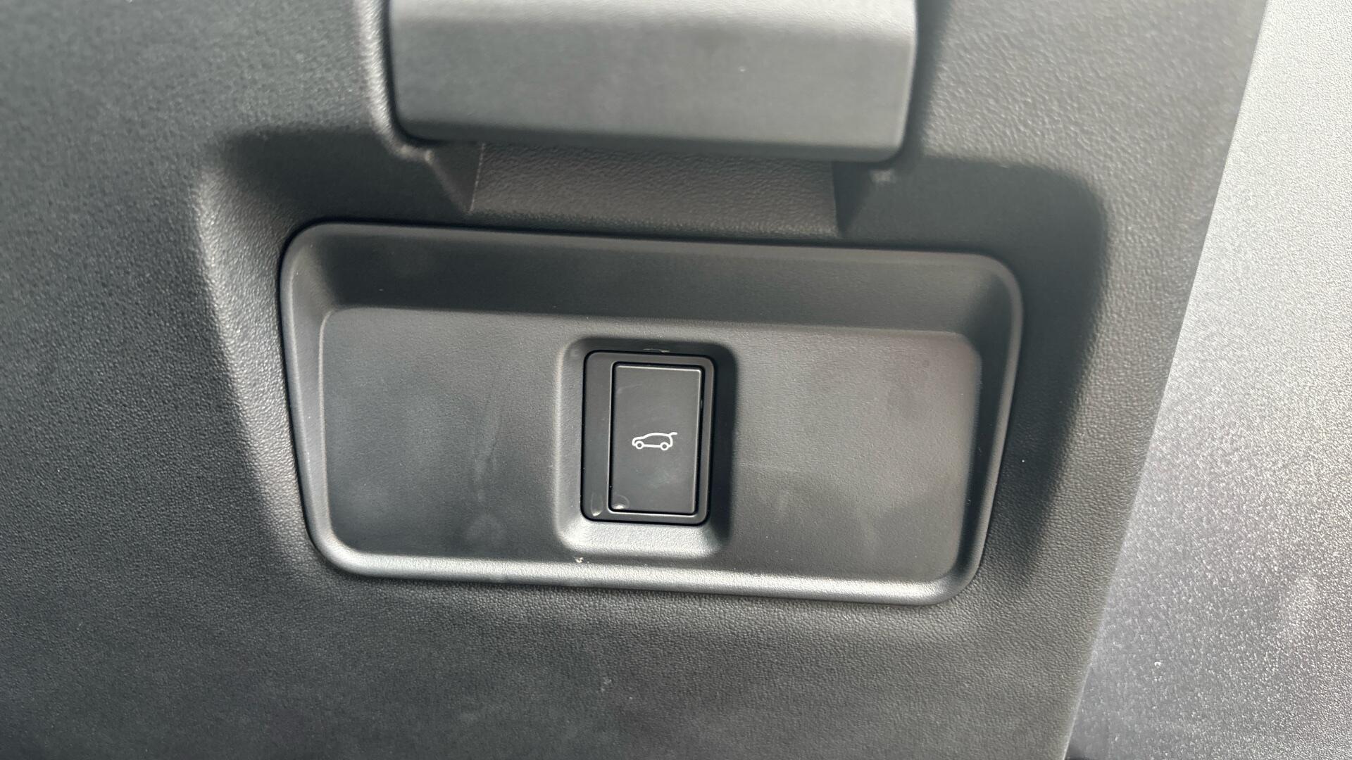 Land Rover Range Rover Evoque view 35