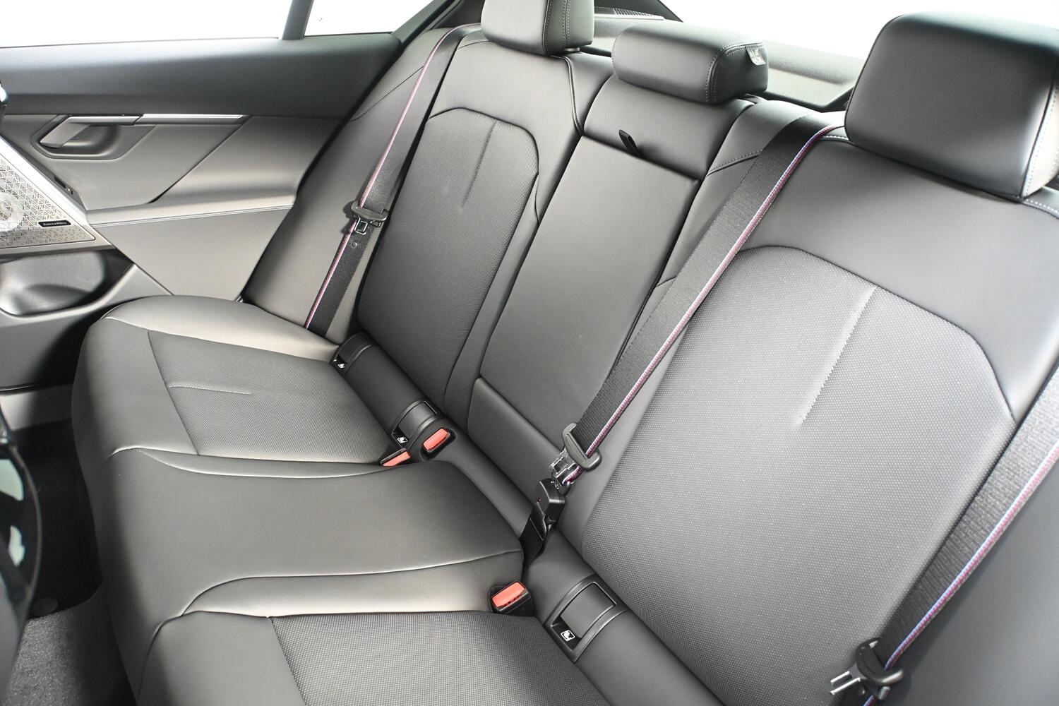 BMW M5 view 12