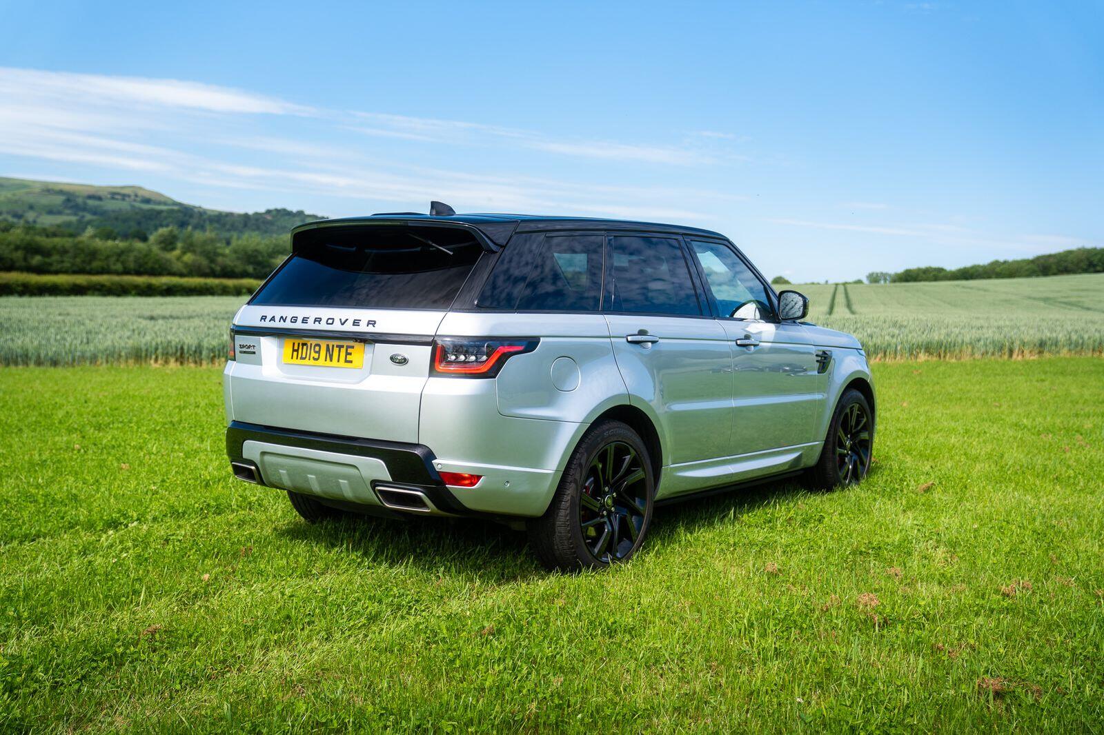 Land Rover Range Rover Sport view 5