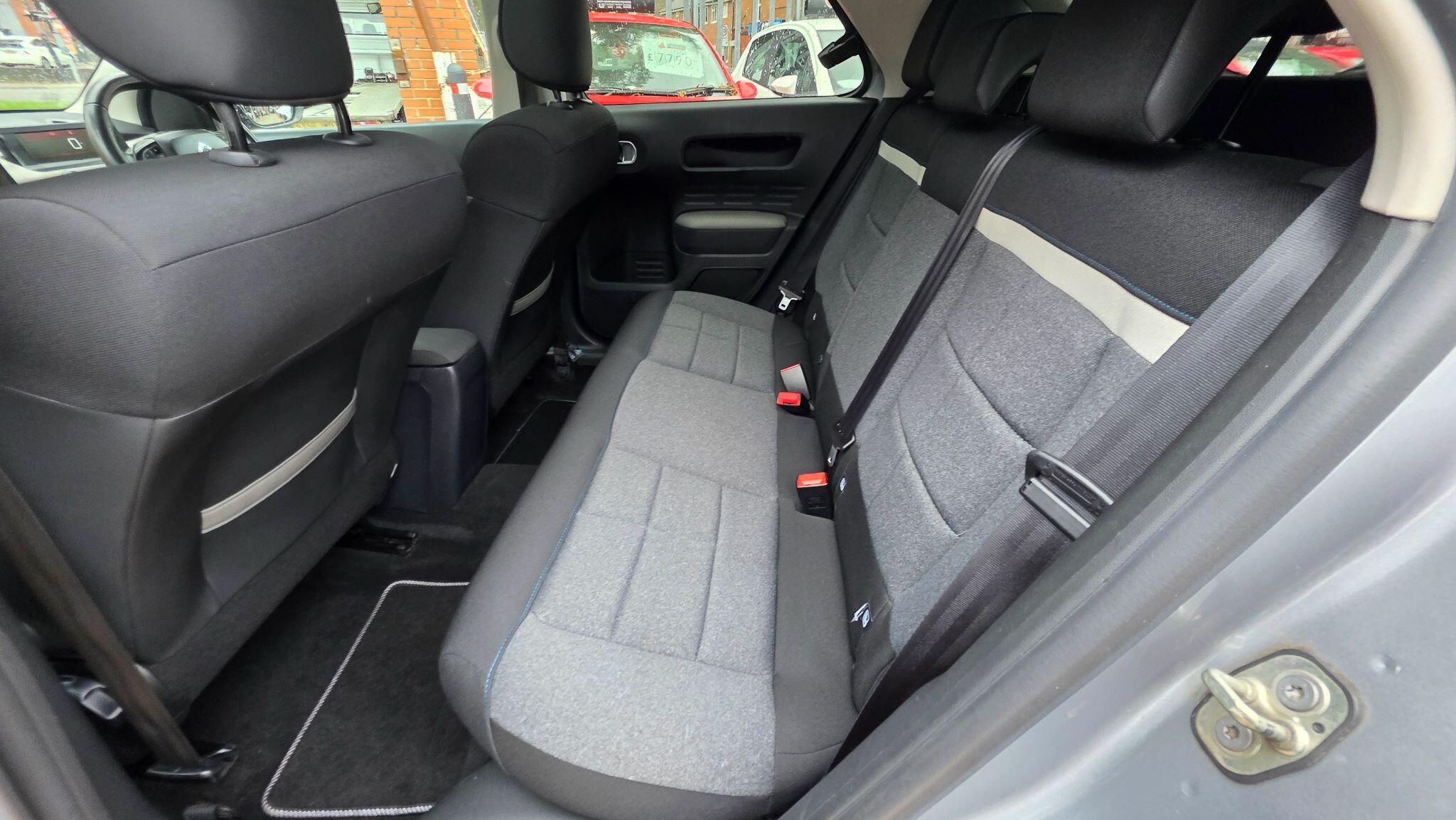 Citroen C4 Cactus view 26