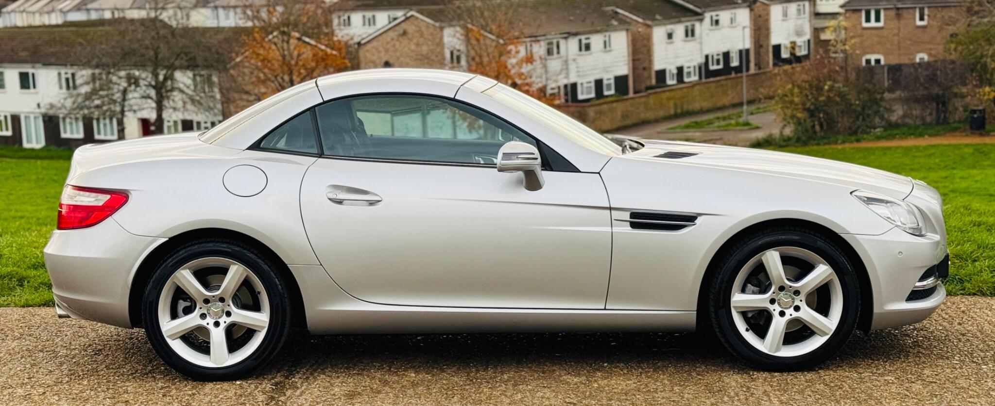 2011 Mercedes-Benz SLK image 14