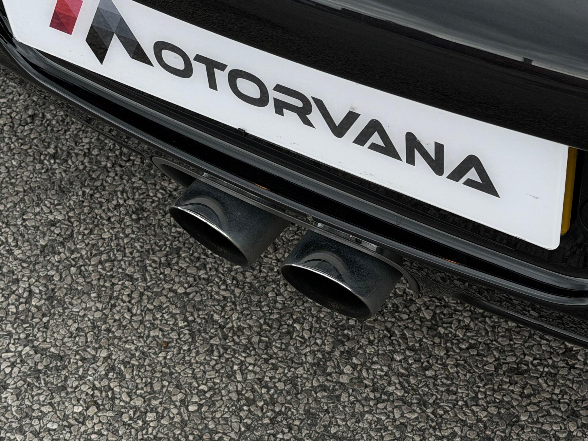 Porsche Cayman view 26