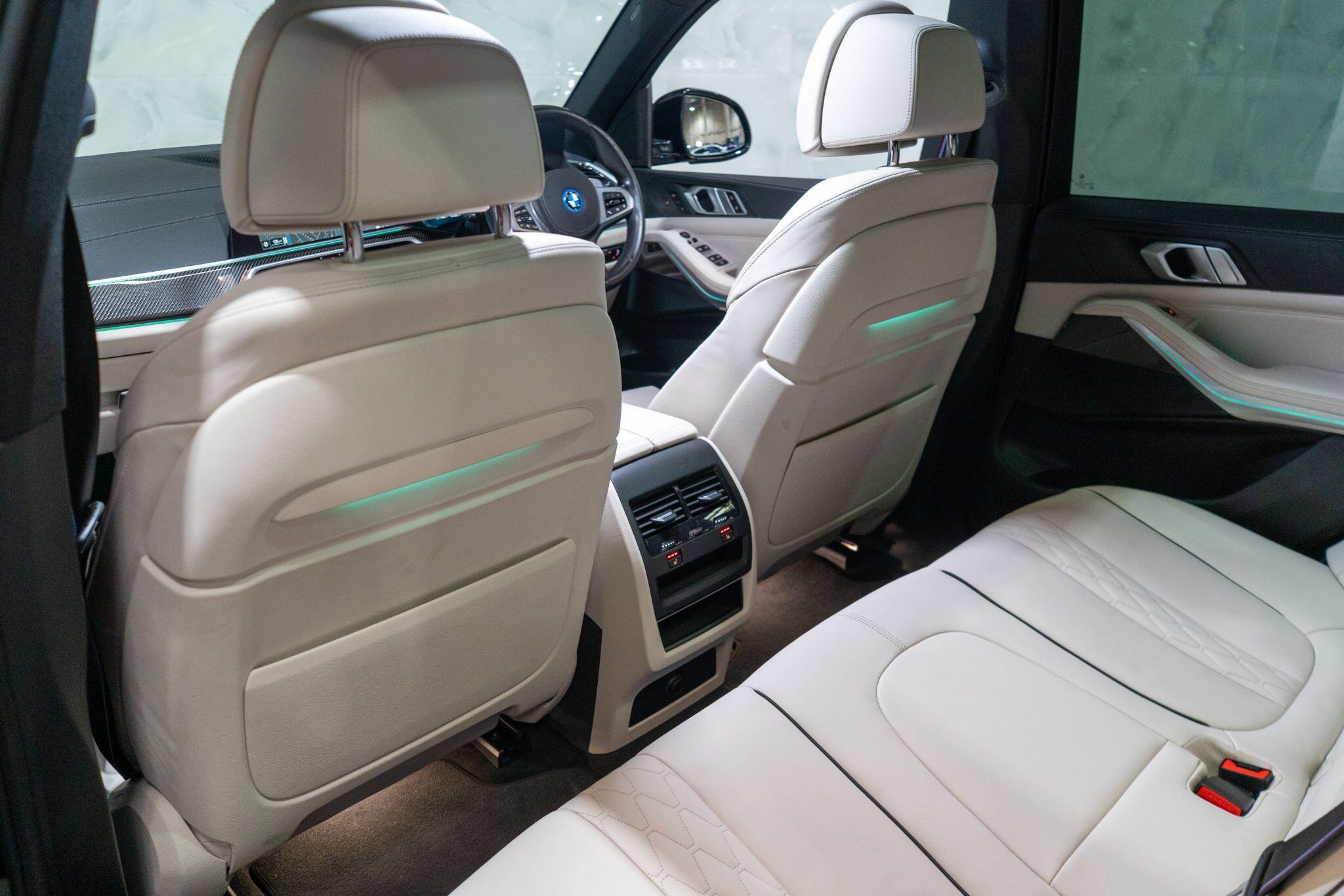 BMW X5 view 18