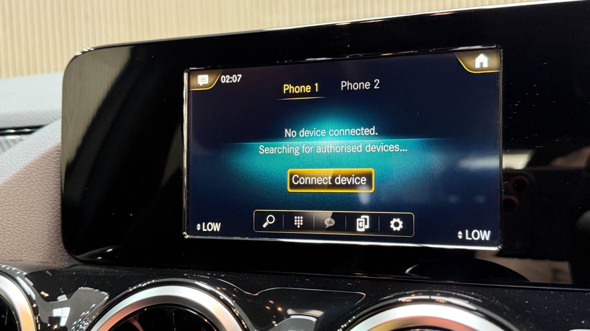 Mercedes-Benz B-Class view 18