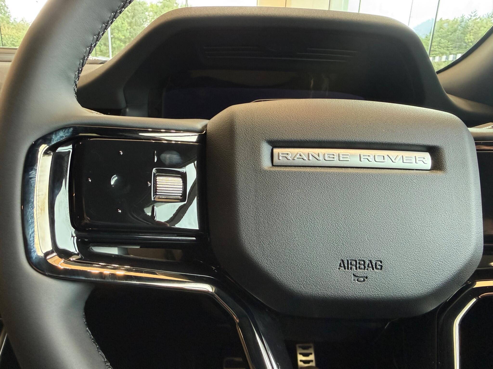 Land Rover Range Rover Evoque view 8