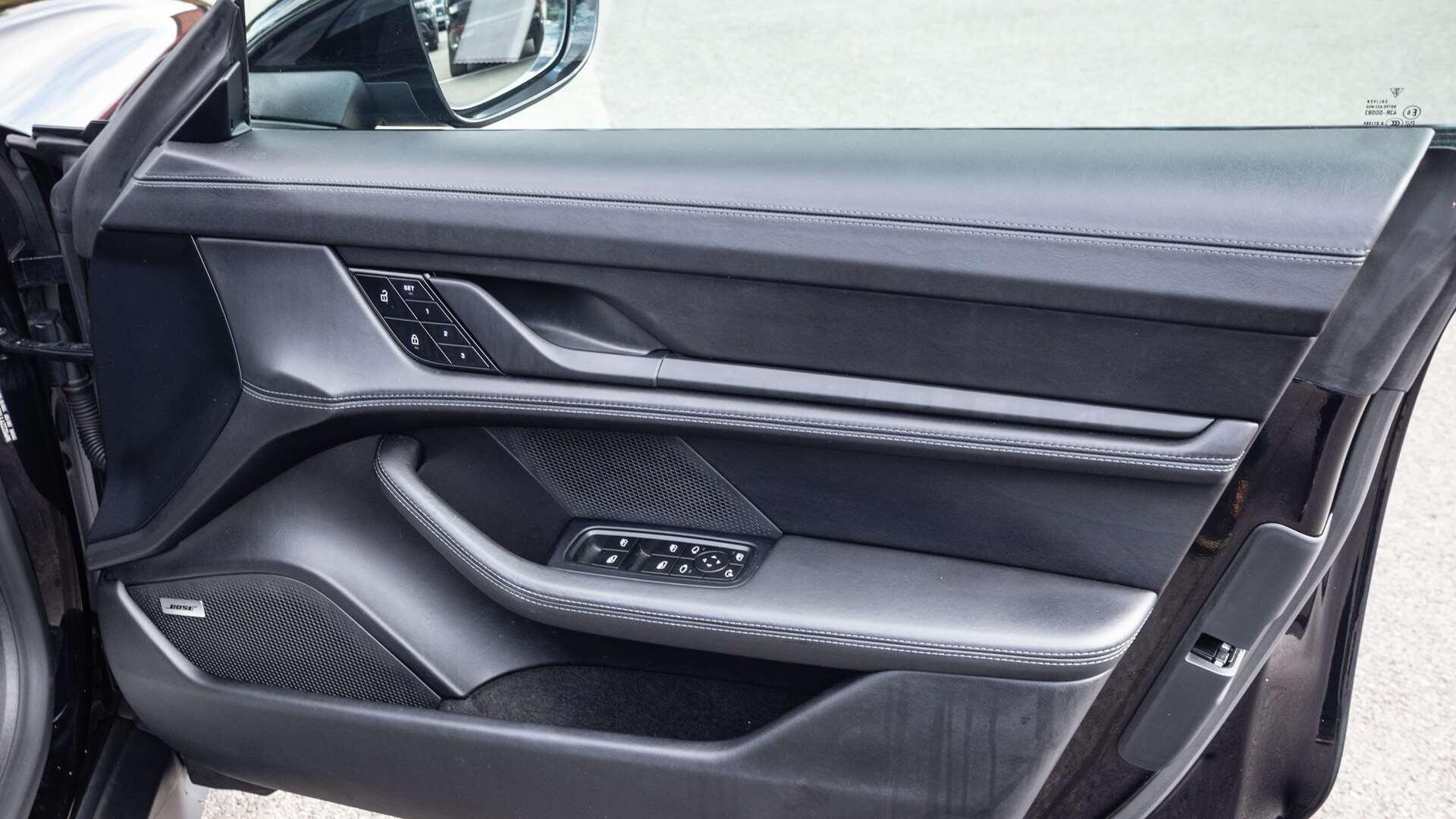 Porsche Taycan view 28