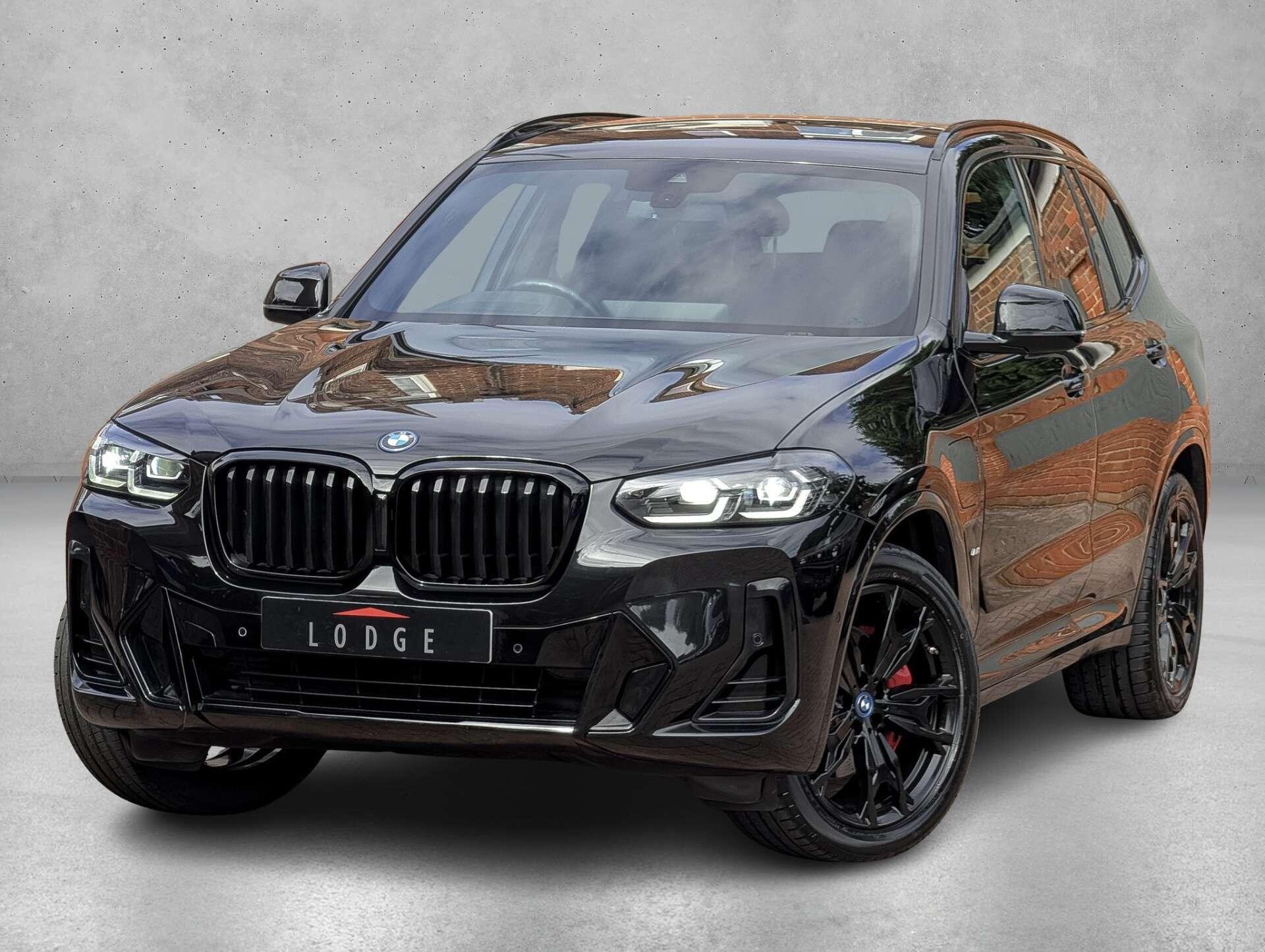 BMW X3 view 3