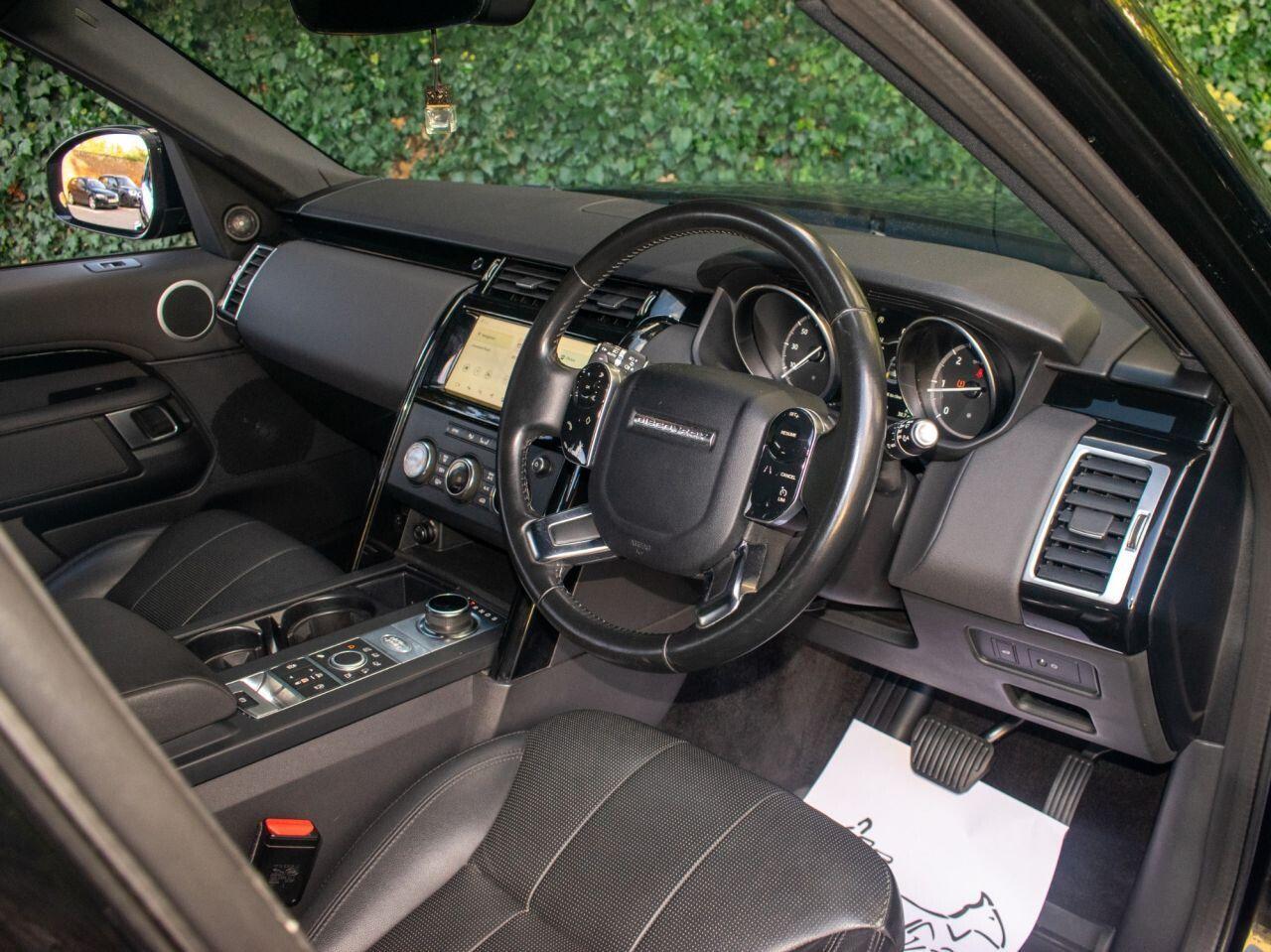 Land Rover Discovery view 7
