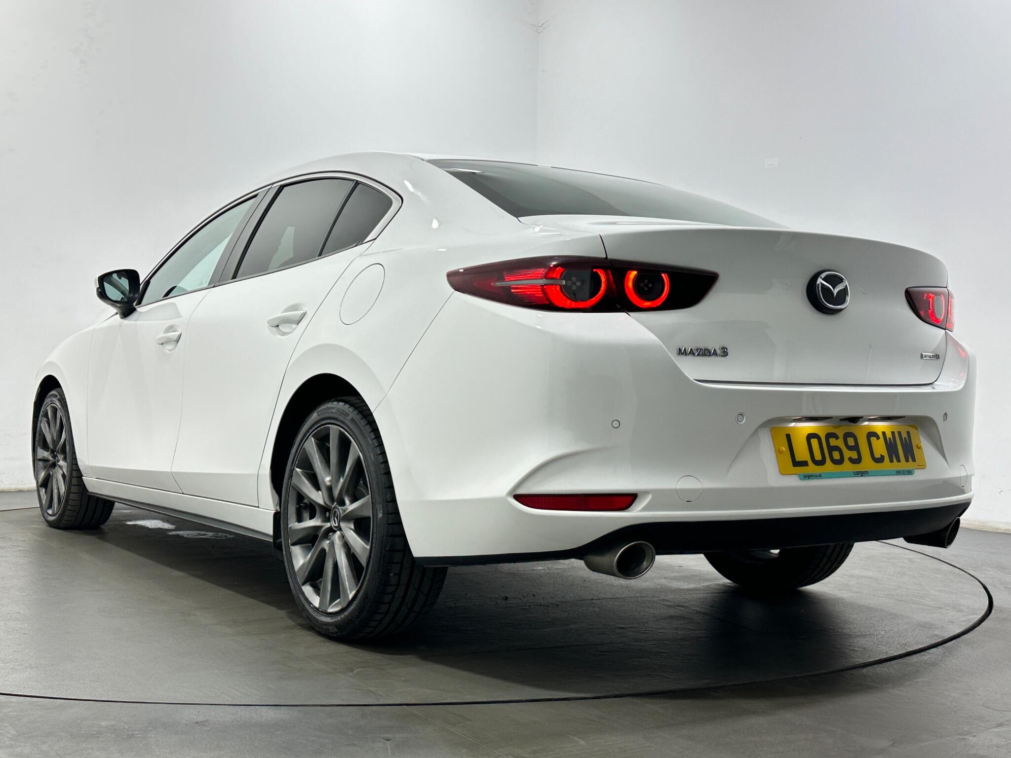 Mazda Mazda3 view 47