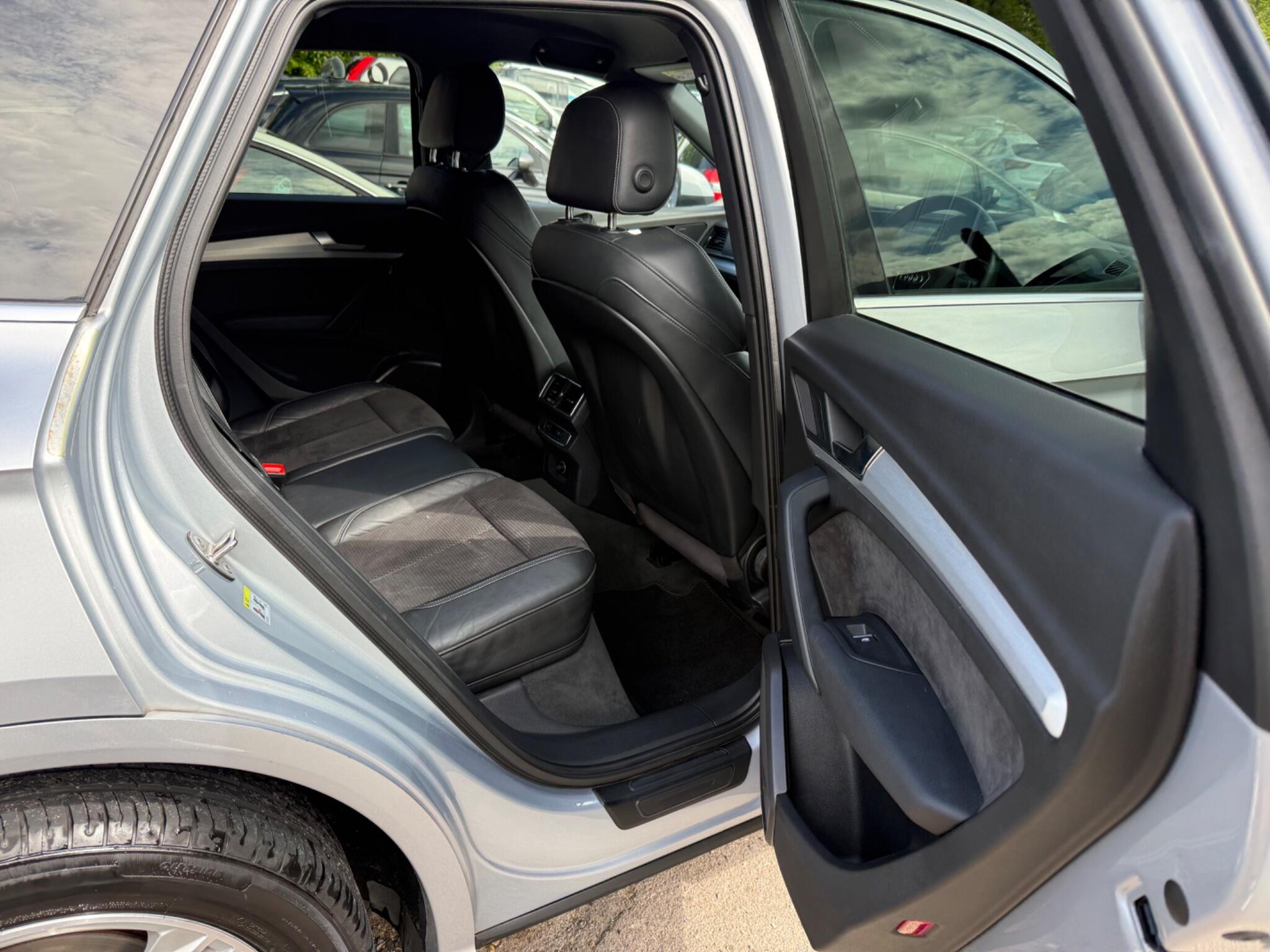 Audi Q5 view 27