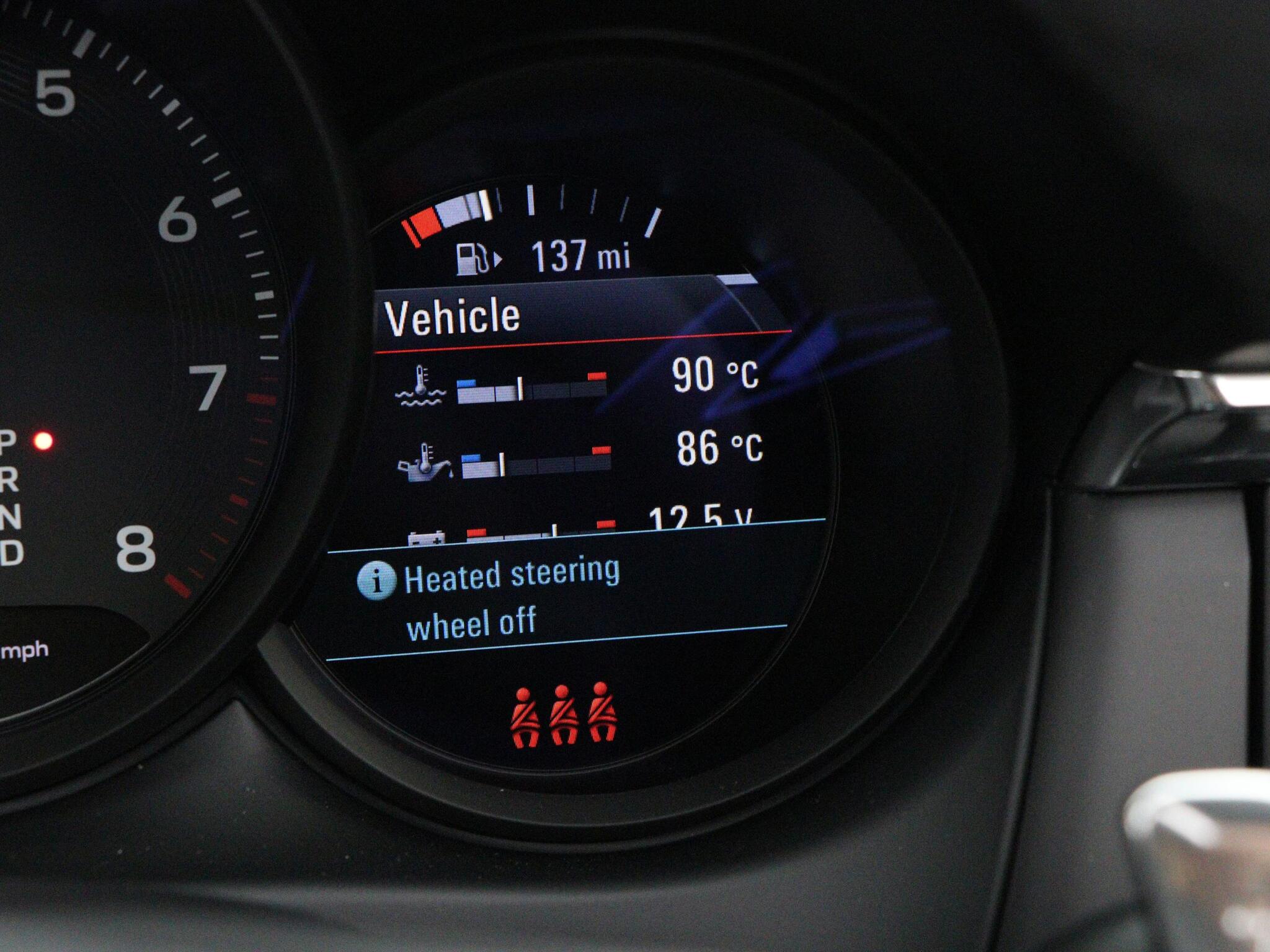 Porsche Macan view 46