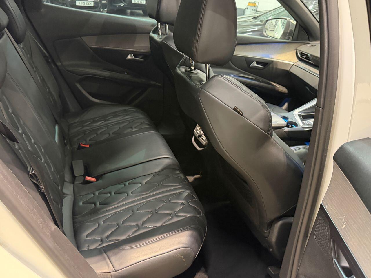 Peugeot 3008 view 27