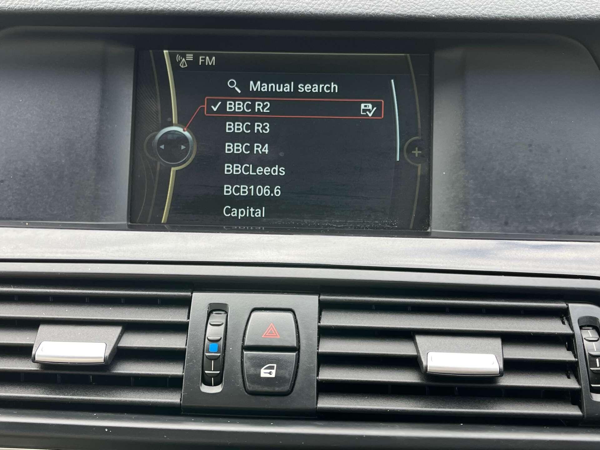 BMW 5 Series view 22