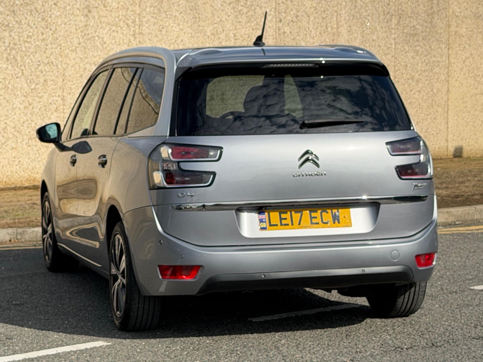 Citroen Grand C4 Picasso view 7