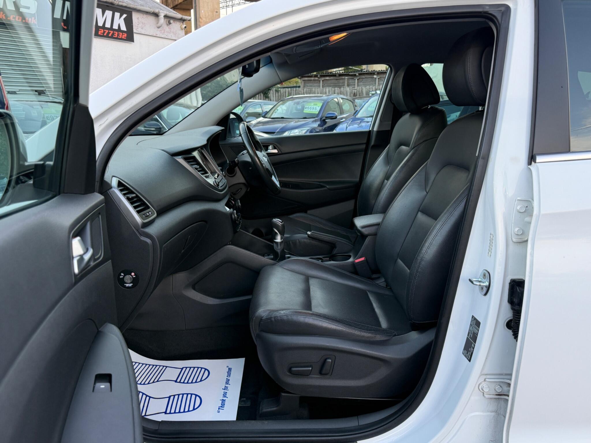 Hyundai TUCSON - Image 42