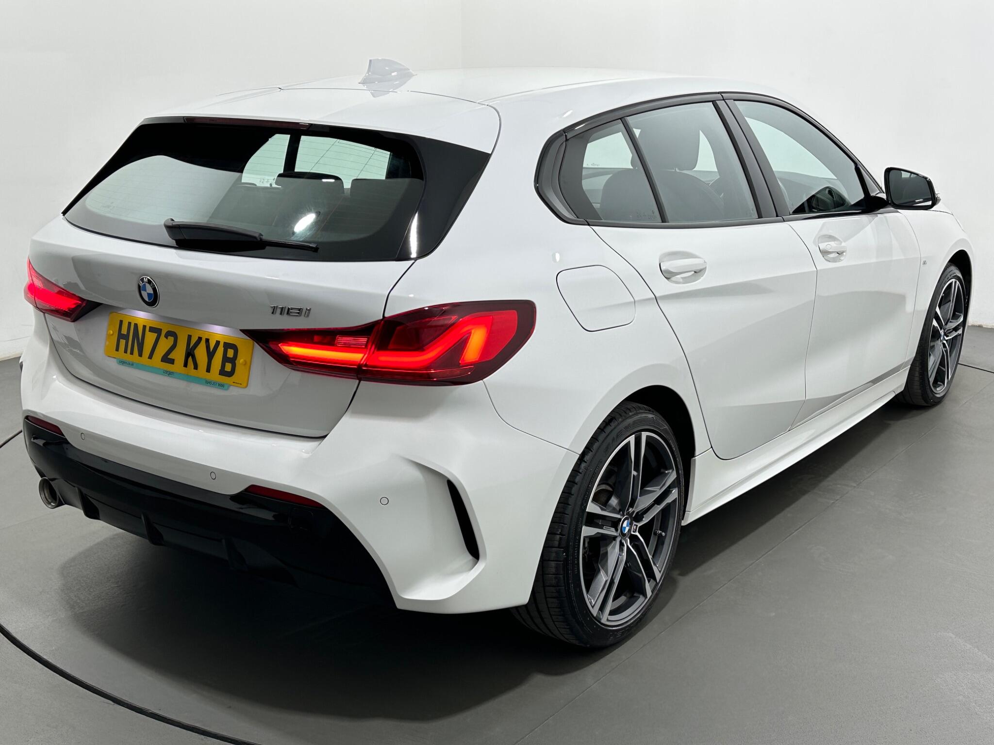 BMW 1 Series view 51