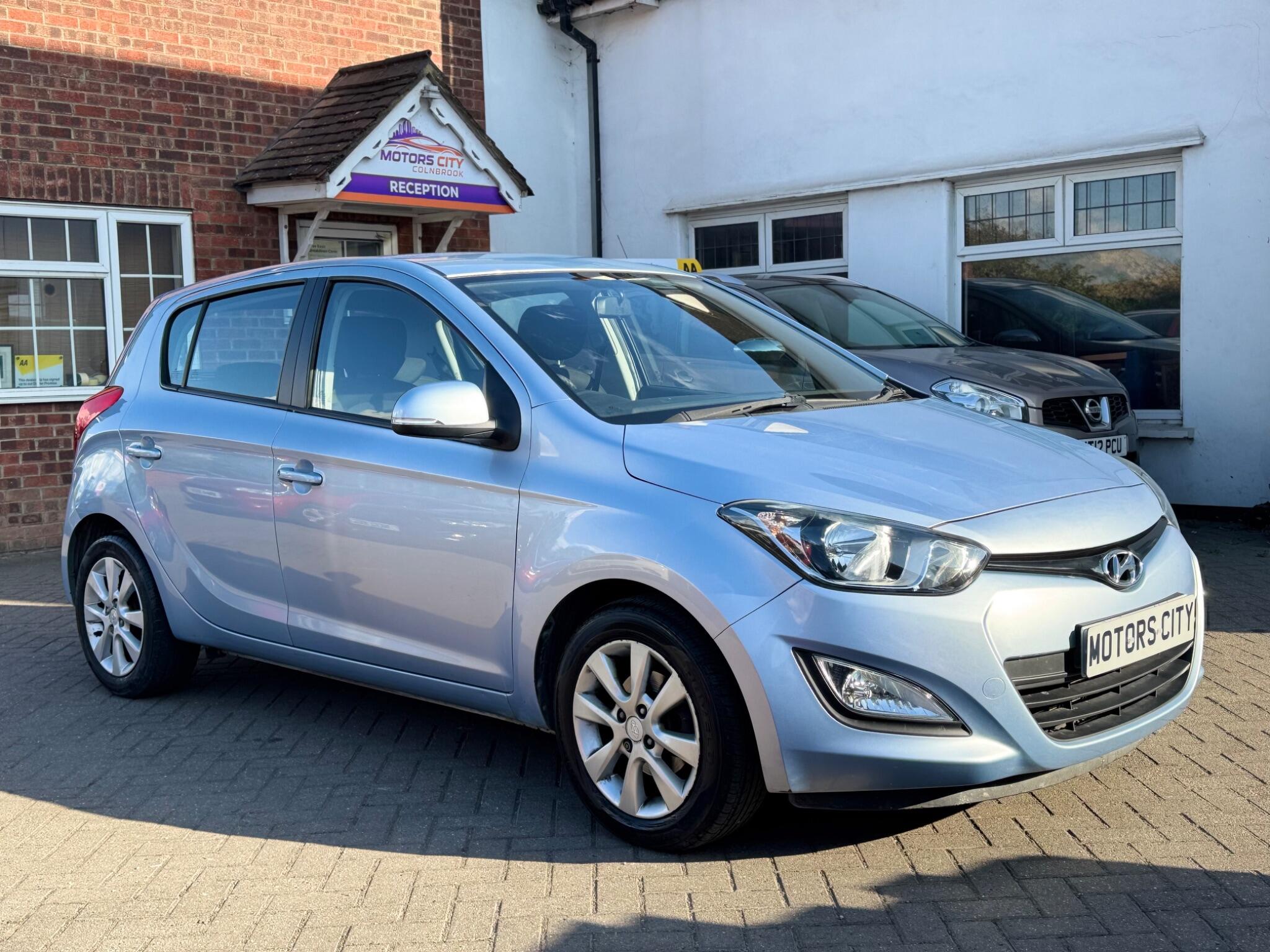 Hyundai I20 view 4