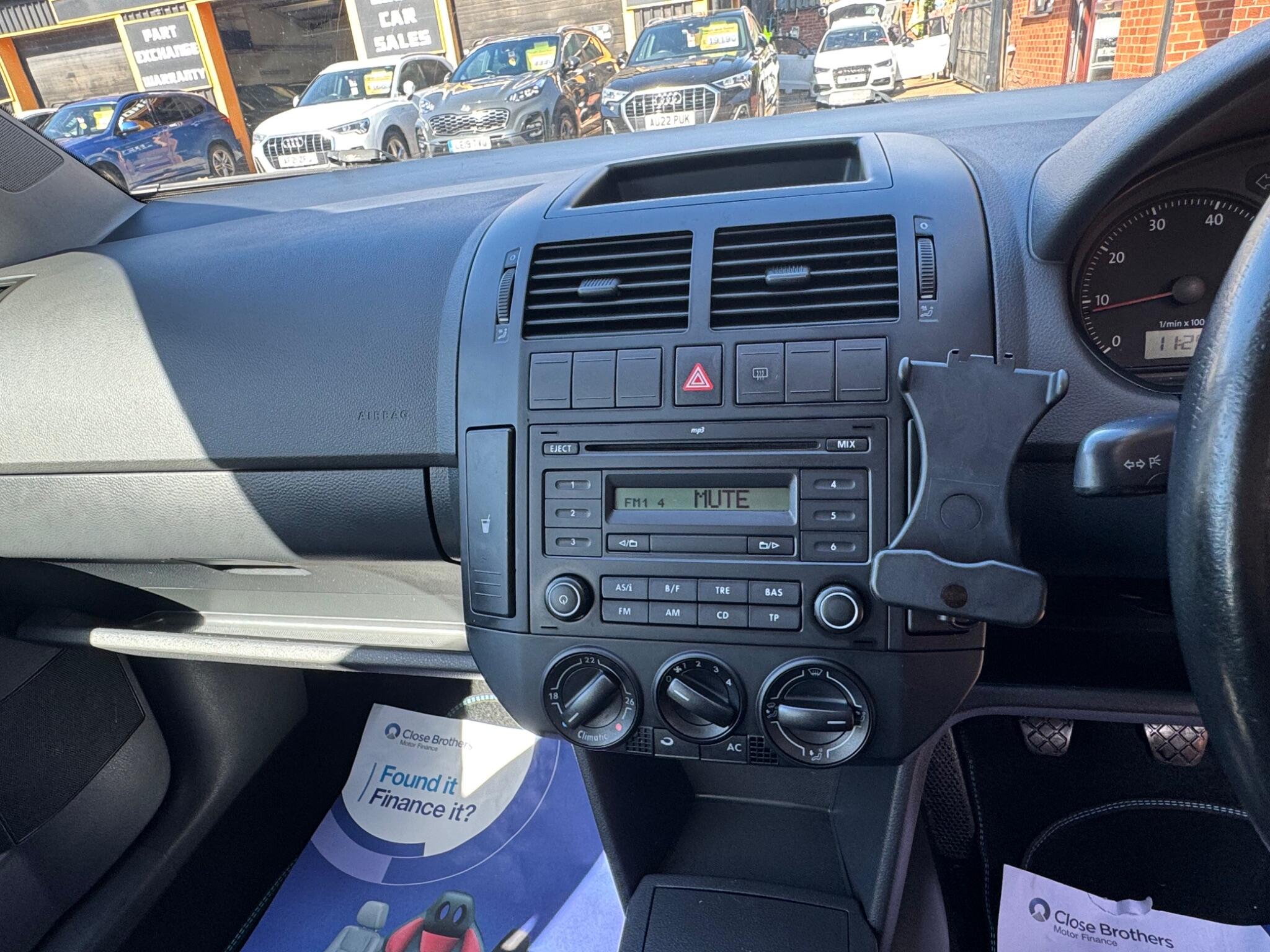 Volkswagen Polo view 15