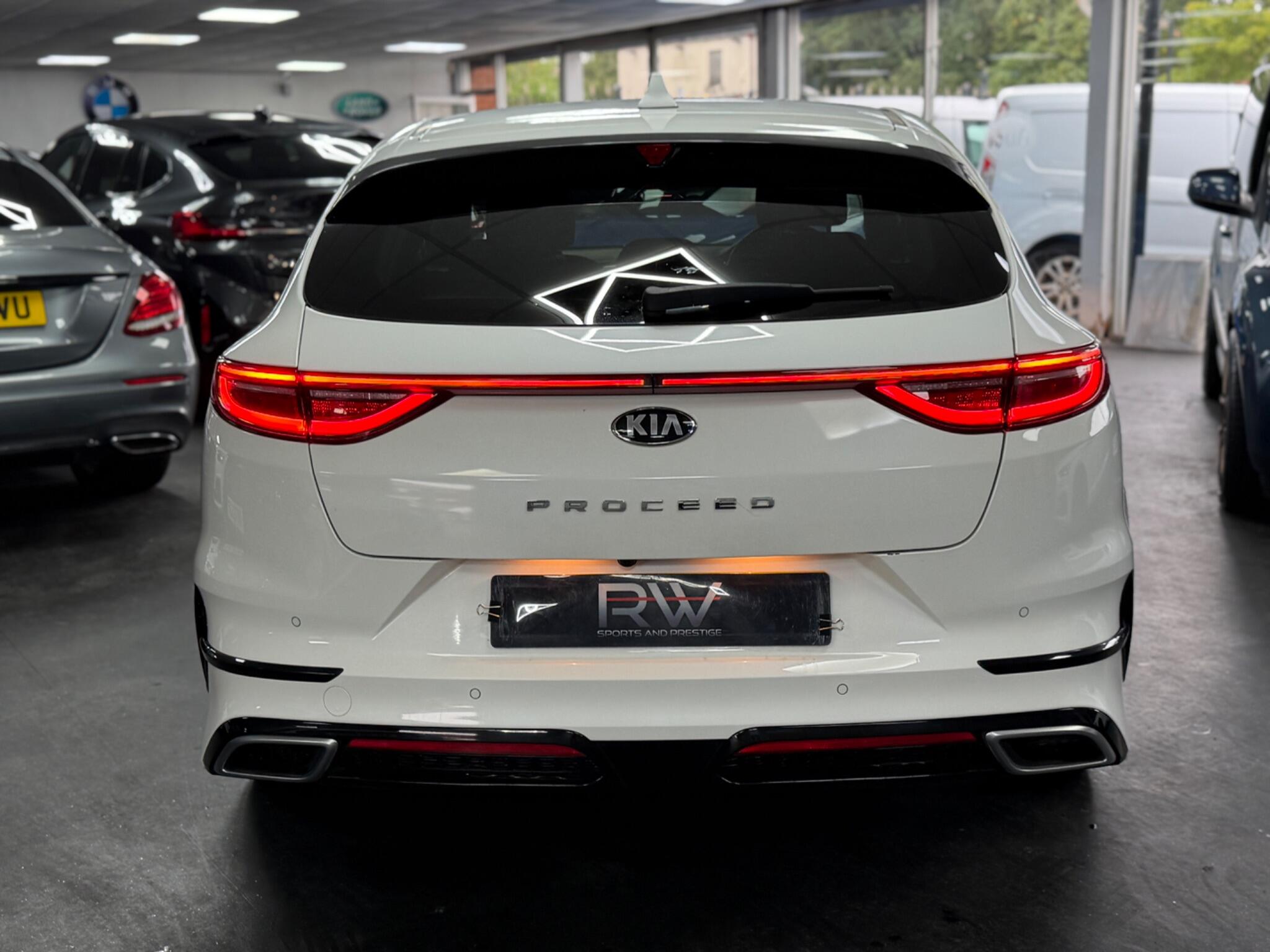 Kia Proceed view 20