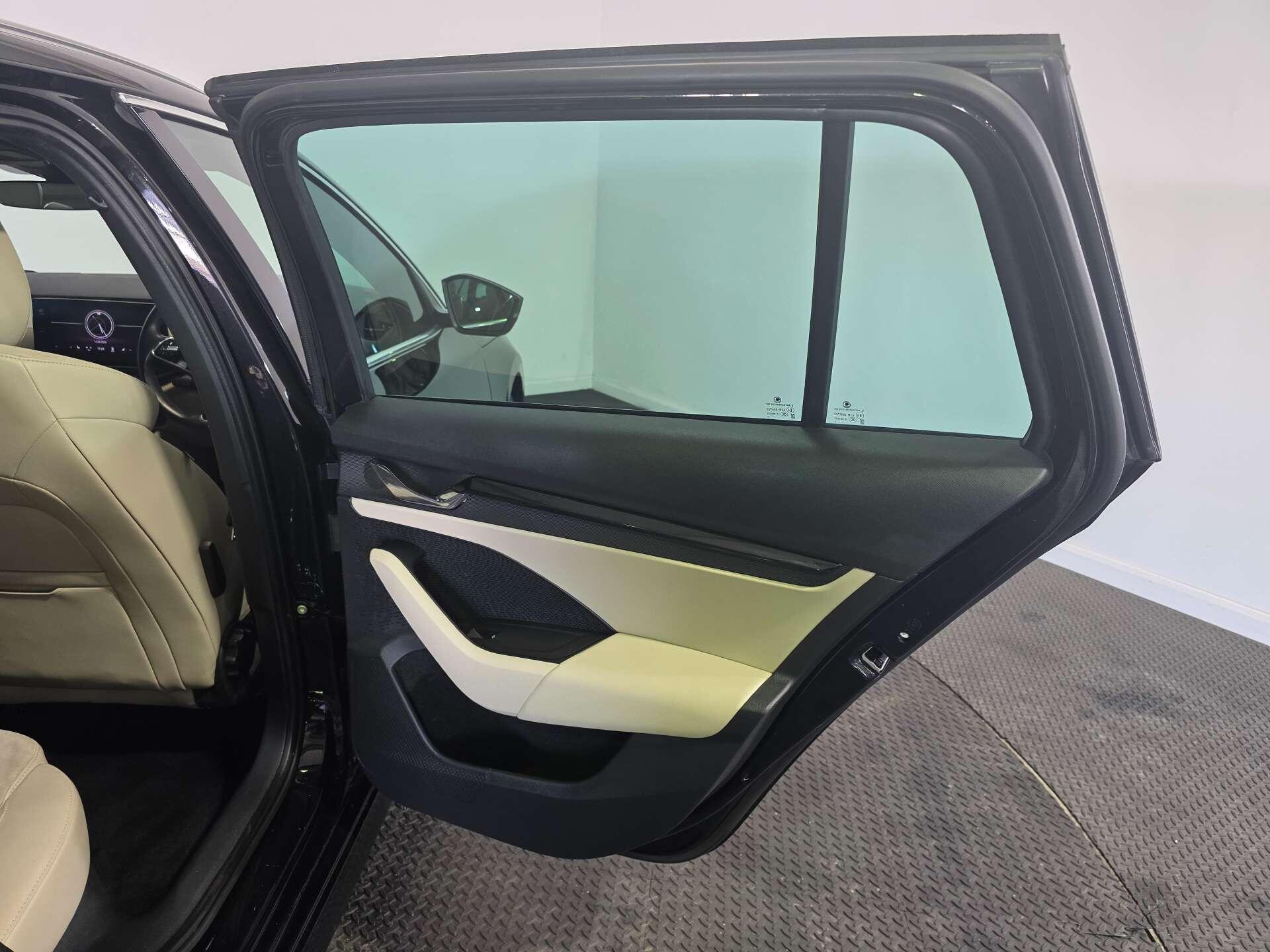 Skoda Octavia view 33