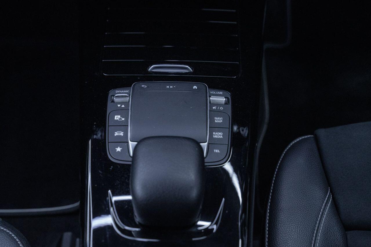 Mercedes-Benz A-Class view 18